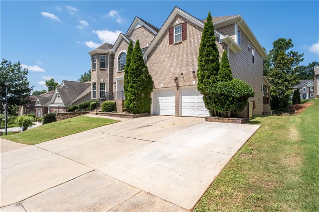 3717 Shady Maple Drive
