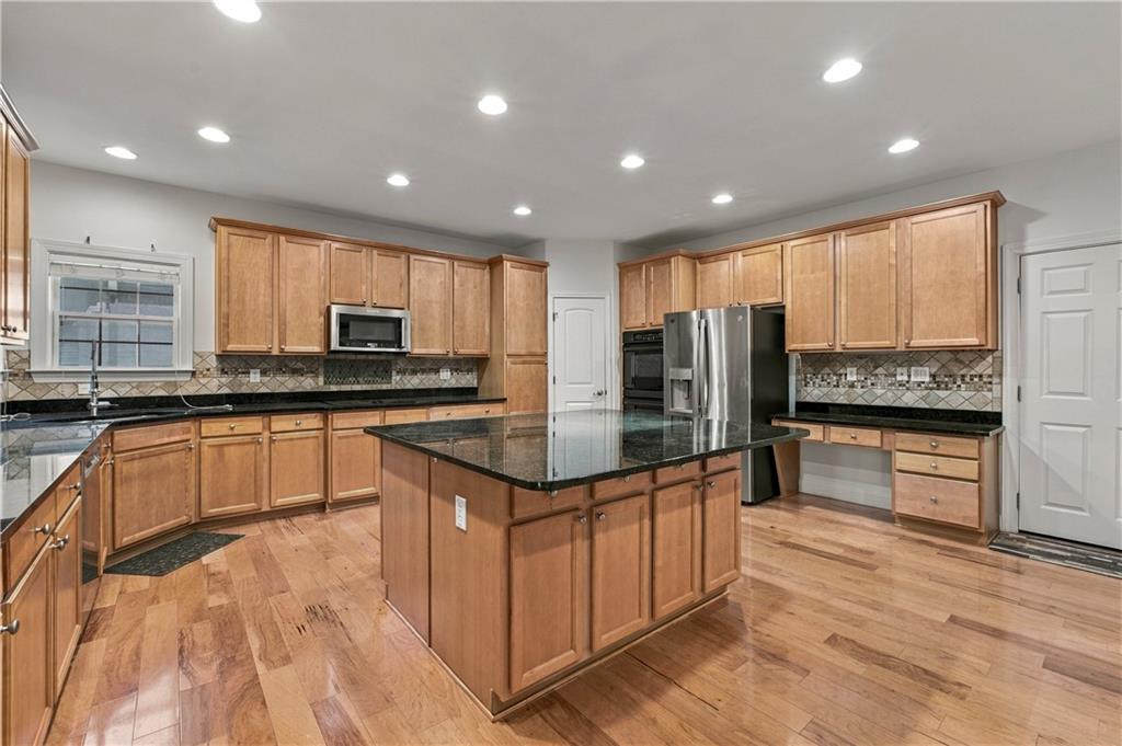 3717 Shady Maple Drive