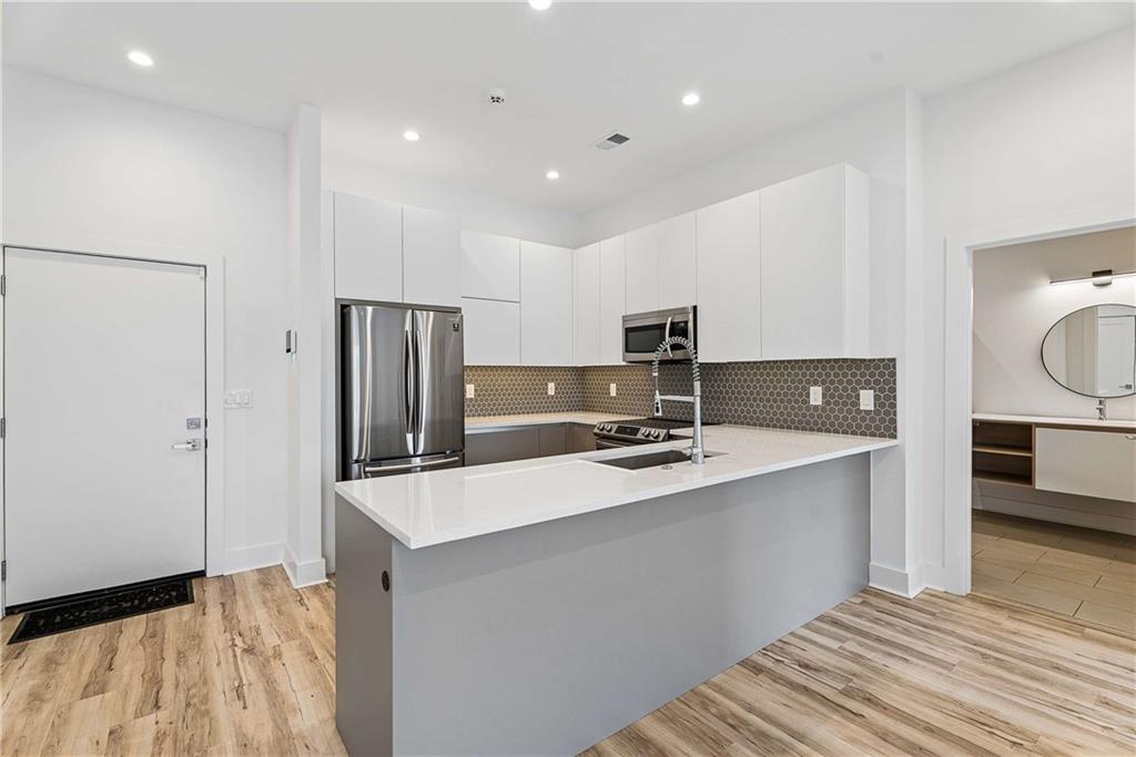1155 Custer Avenue SE Unit 202