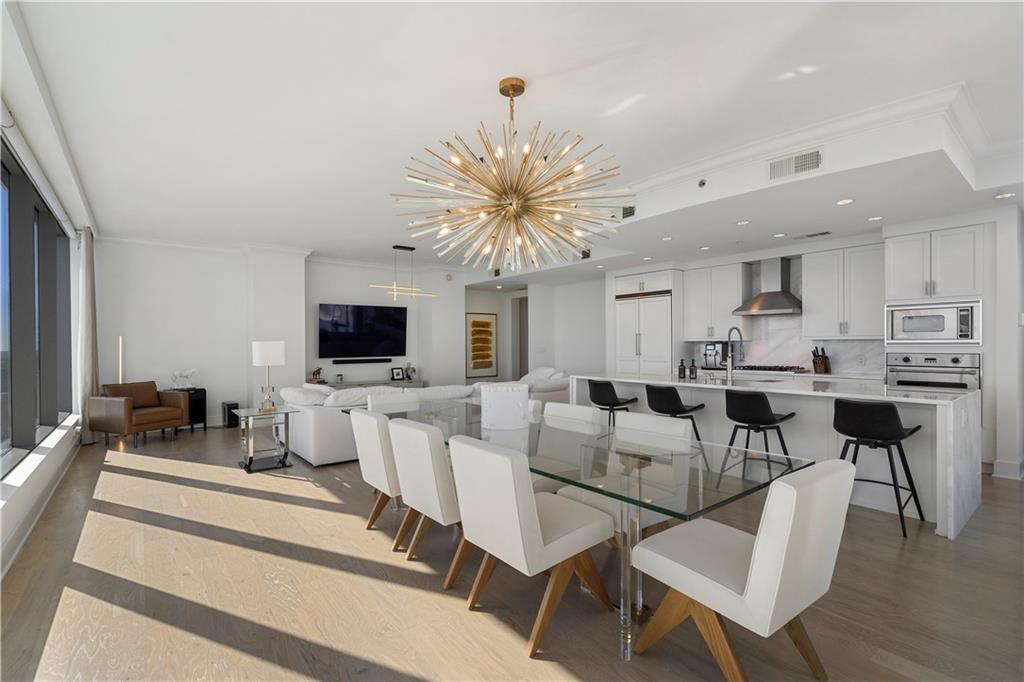 3630 Peachtree NE Unit 2204