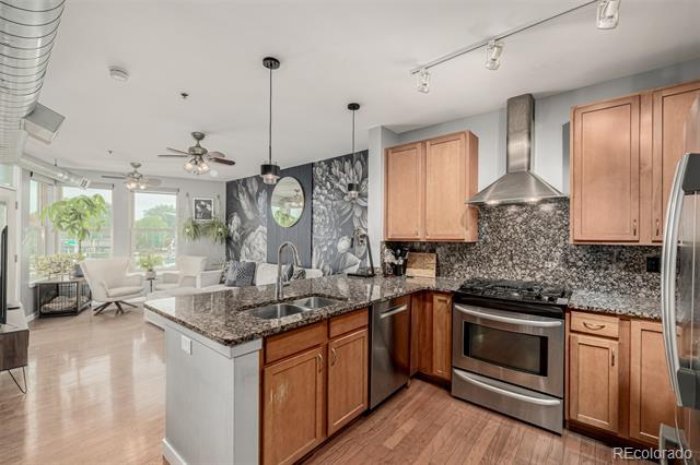 1313 S Clarkson Street Unit: 305