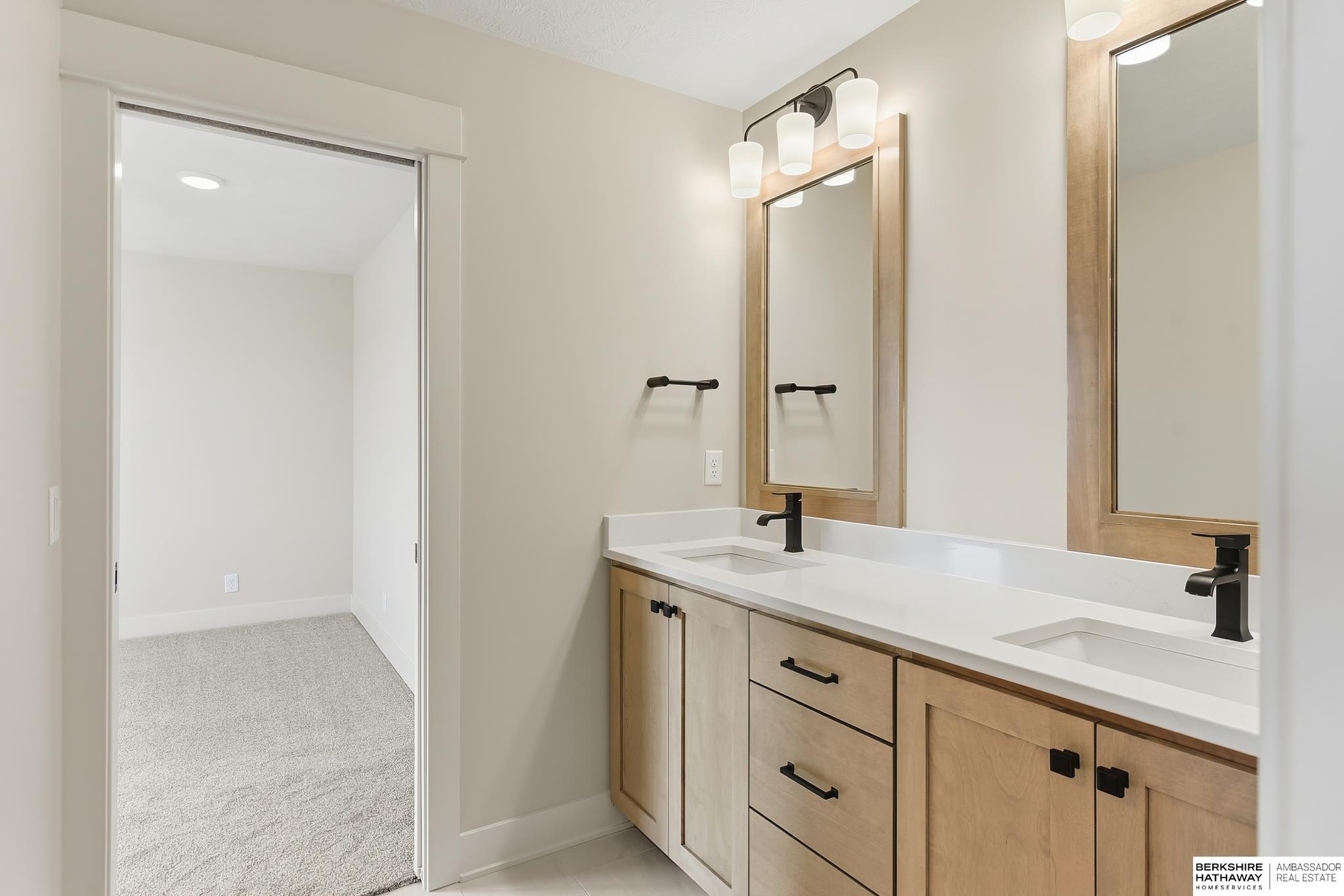 10109 Laramie Street