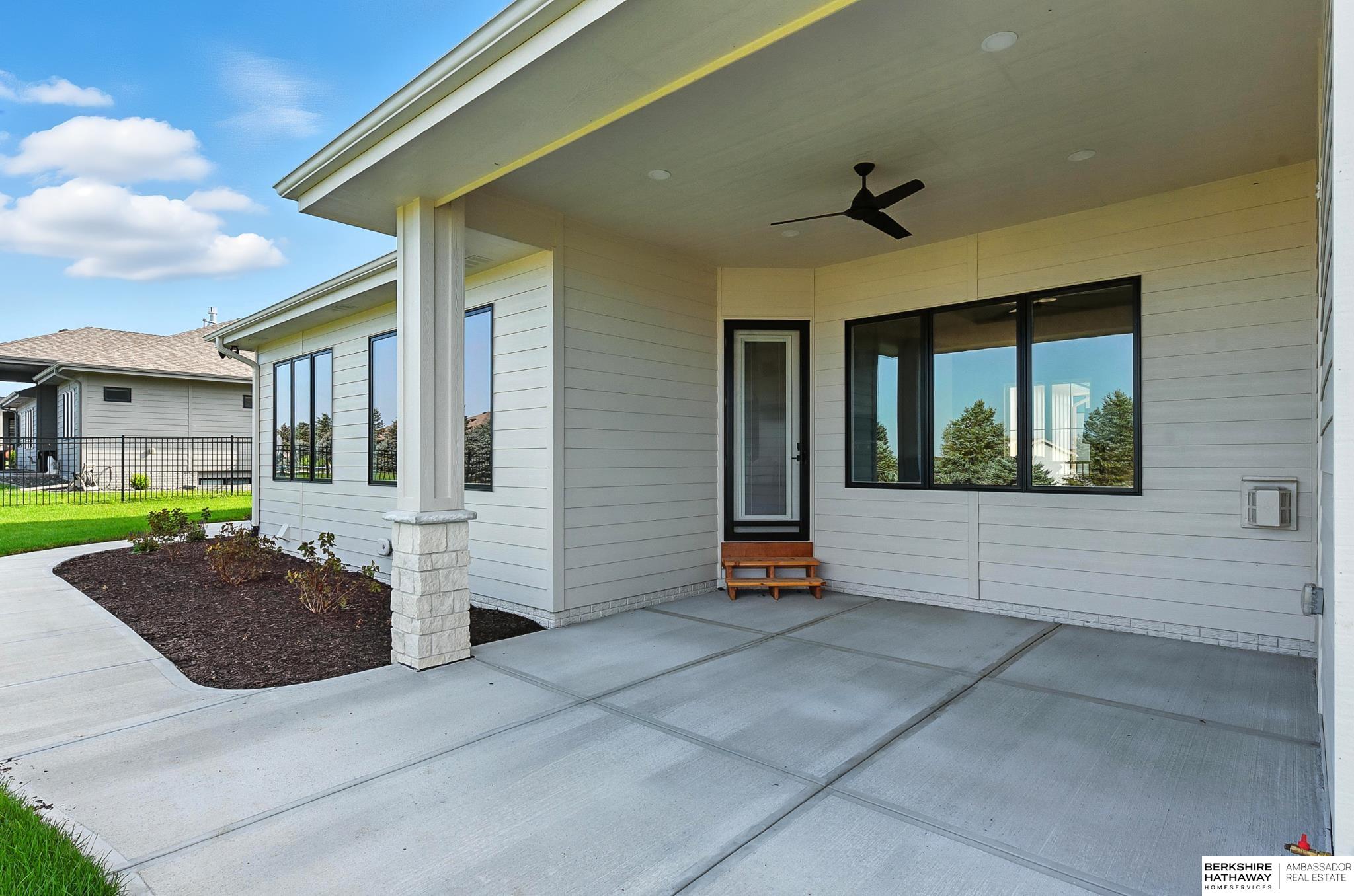 11412 S 124th Street