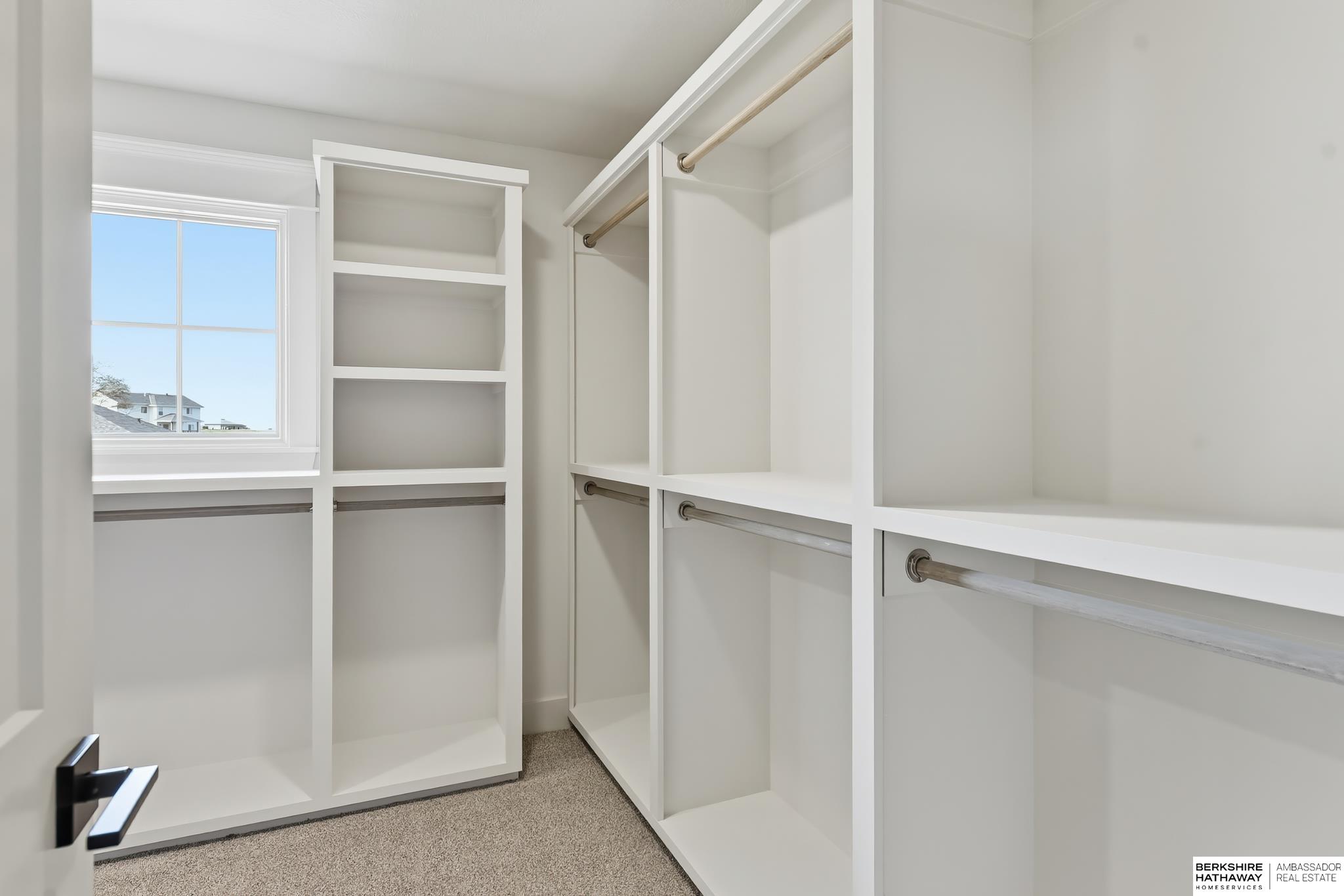 9911 Cimarron Street