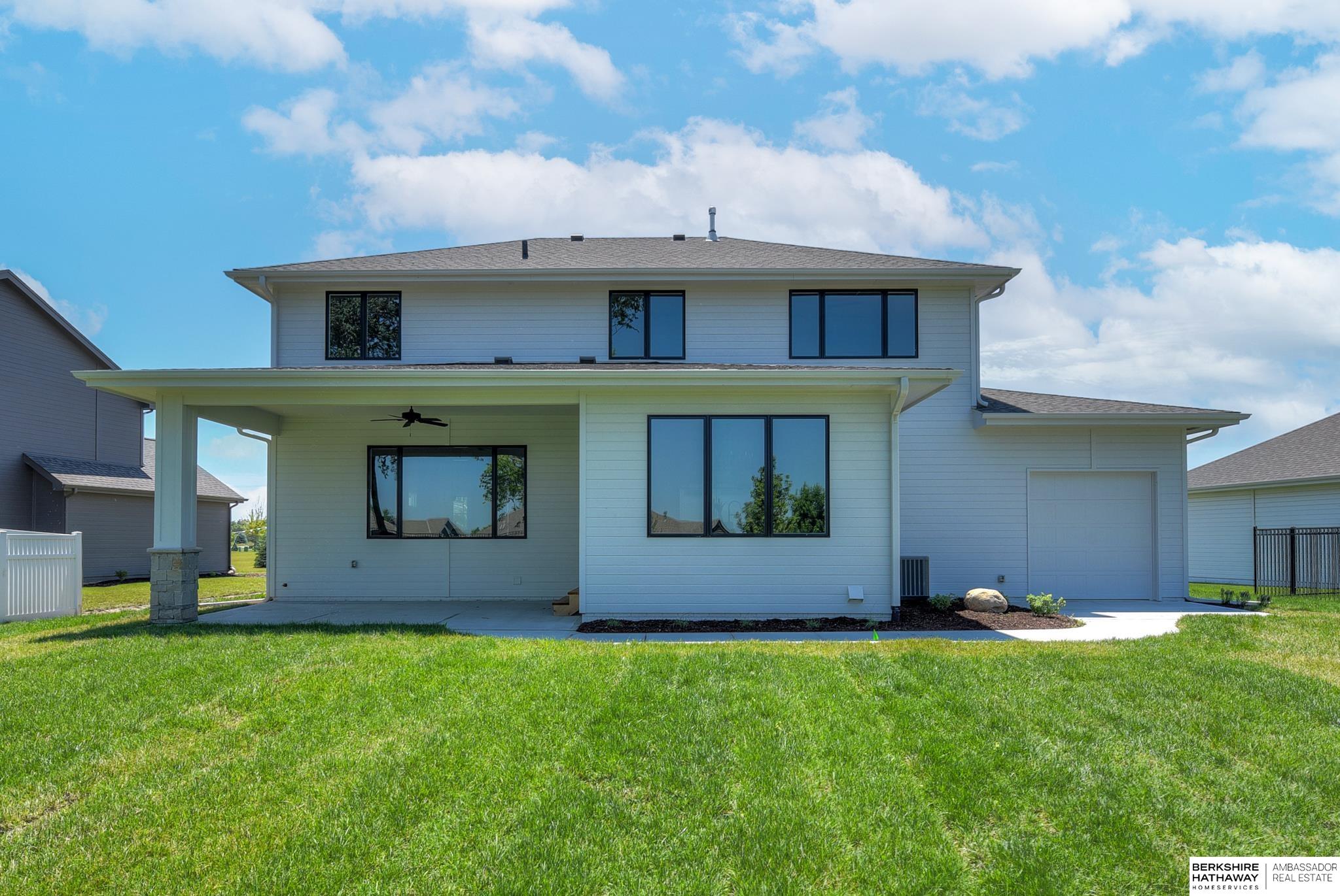 9911 Cimarron Street