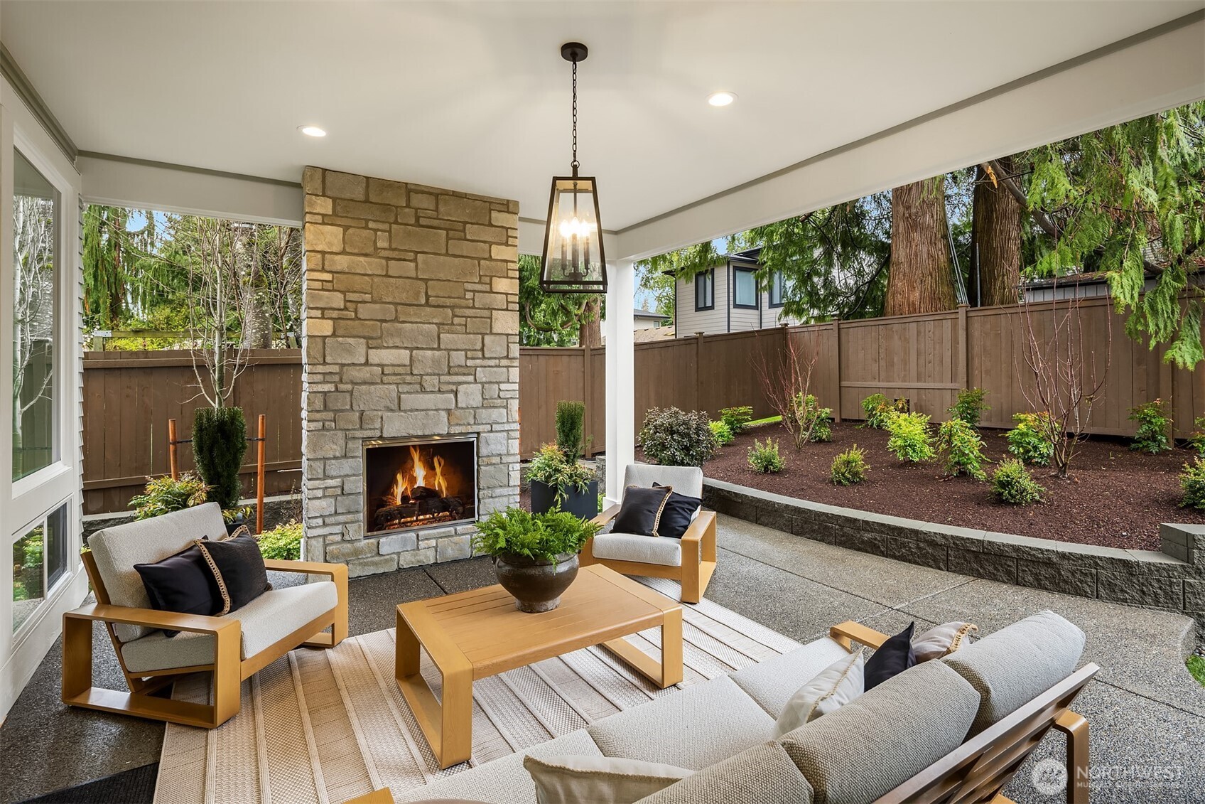 7271 152nd Avenue NE