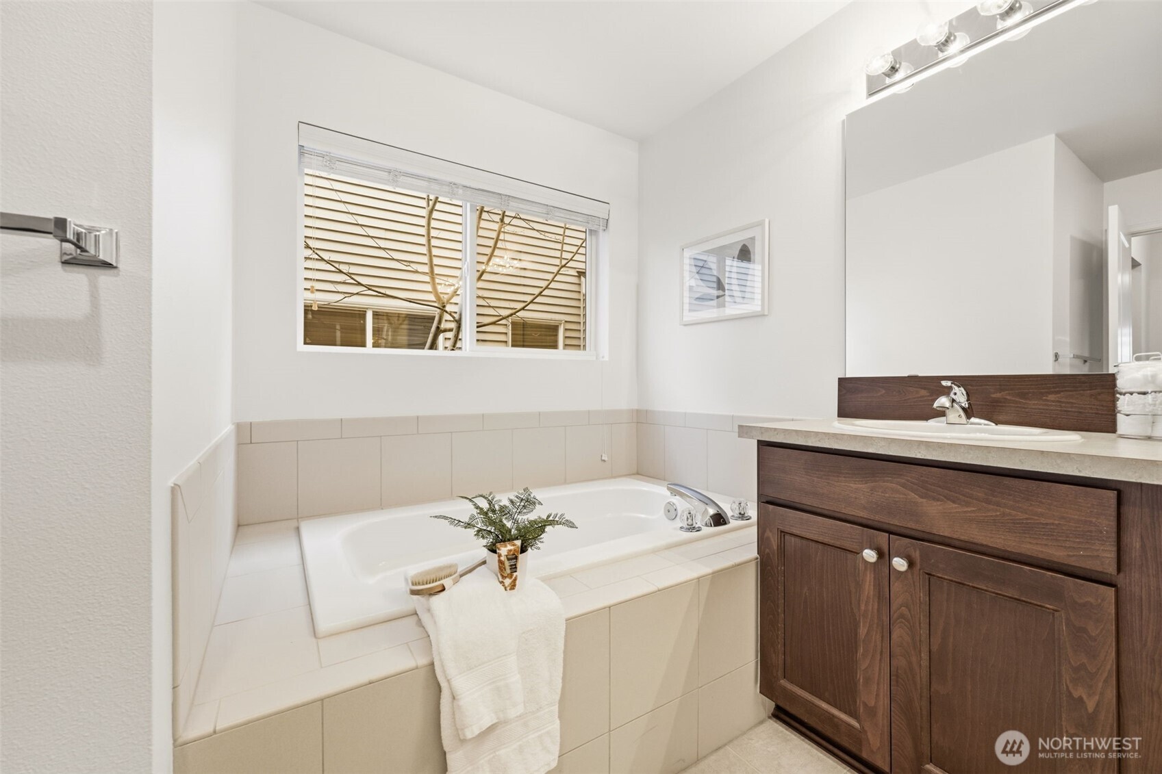 11236 241st Place NE Unit: 82