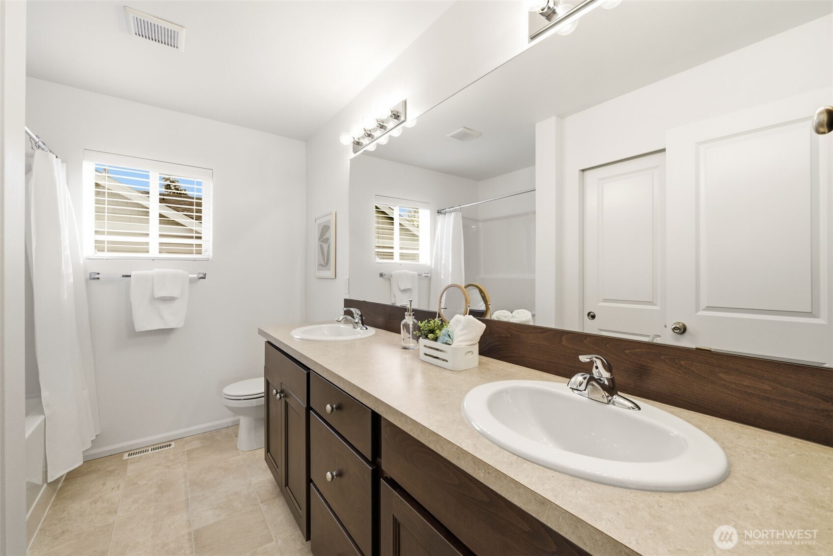 11236 241st Place NE Unit: 82