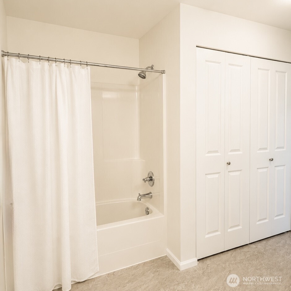 23932 NE 115th Lane Unit: 301