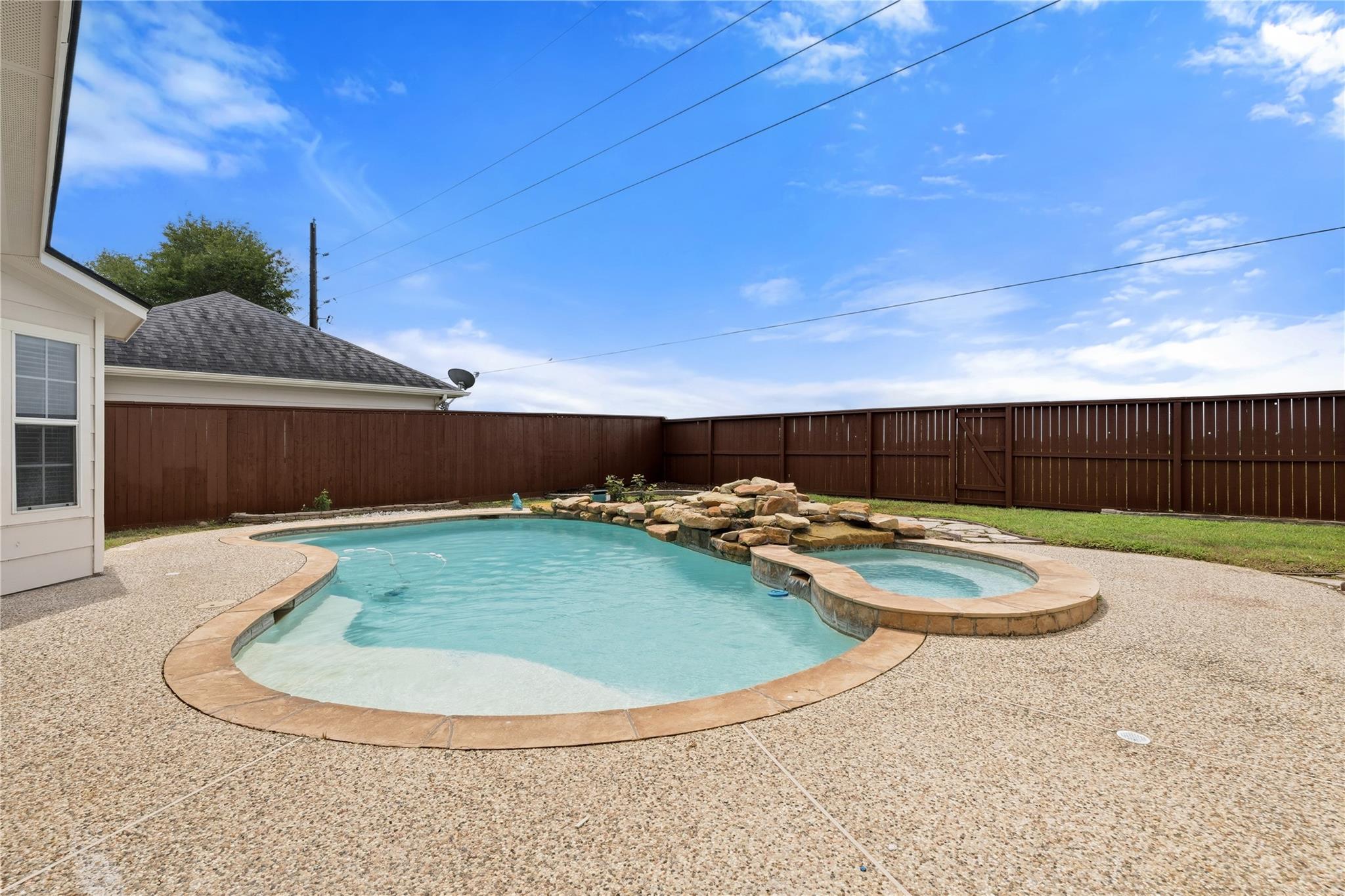 22603 Bucktrout Lane