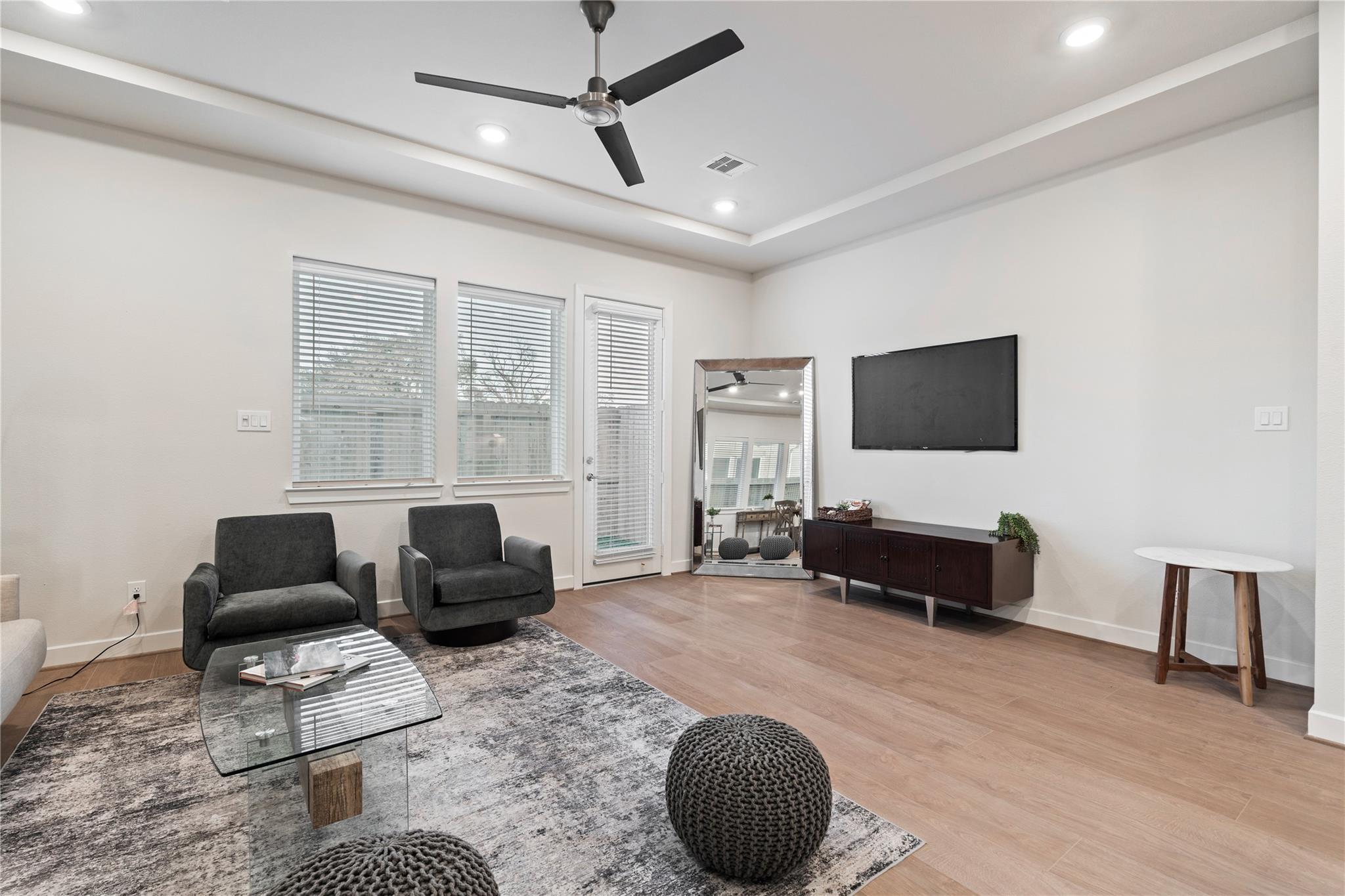 6535-6537 Rena Street