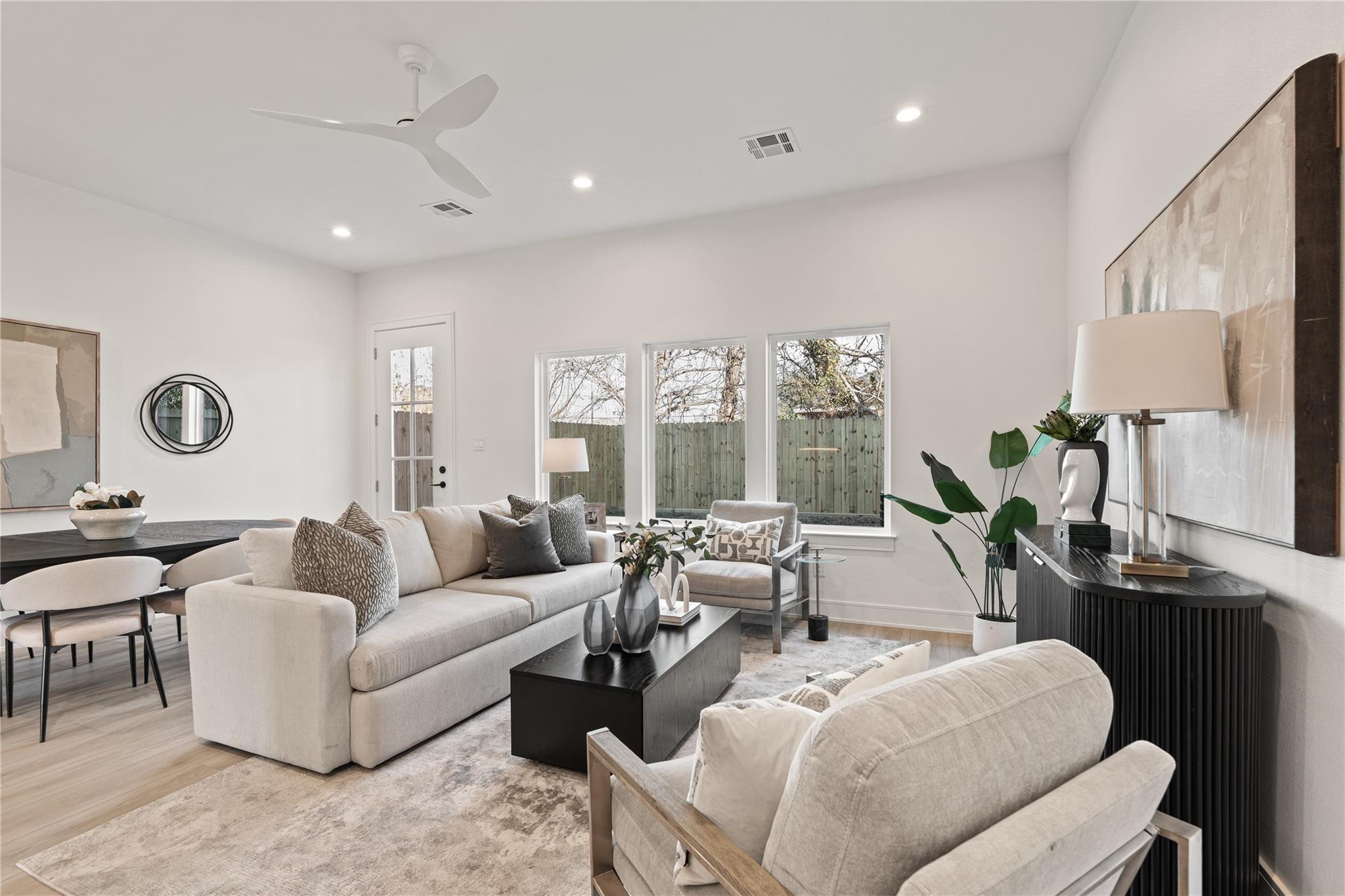 8019 Grandview Street