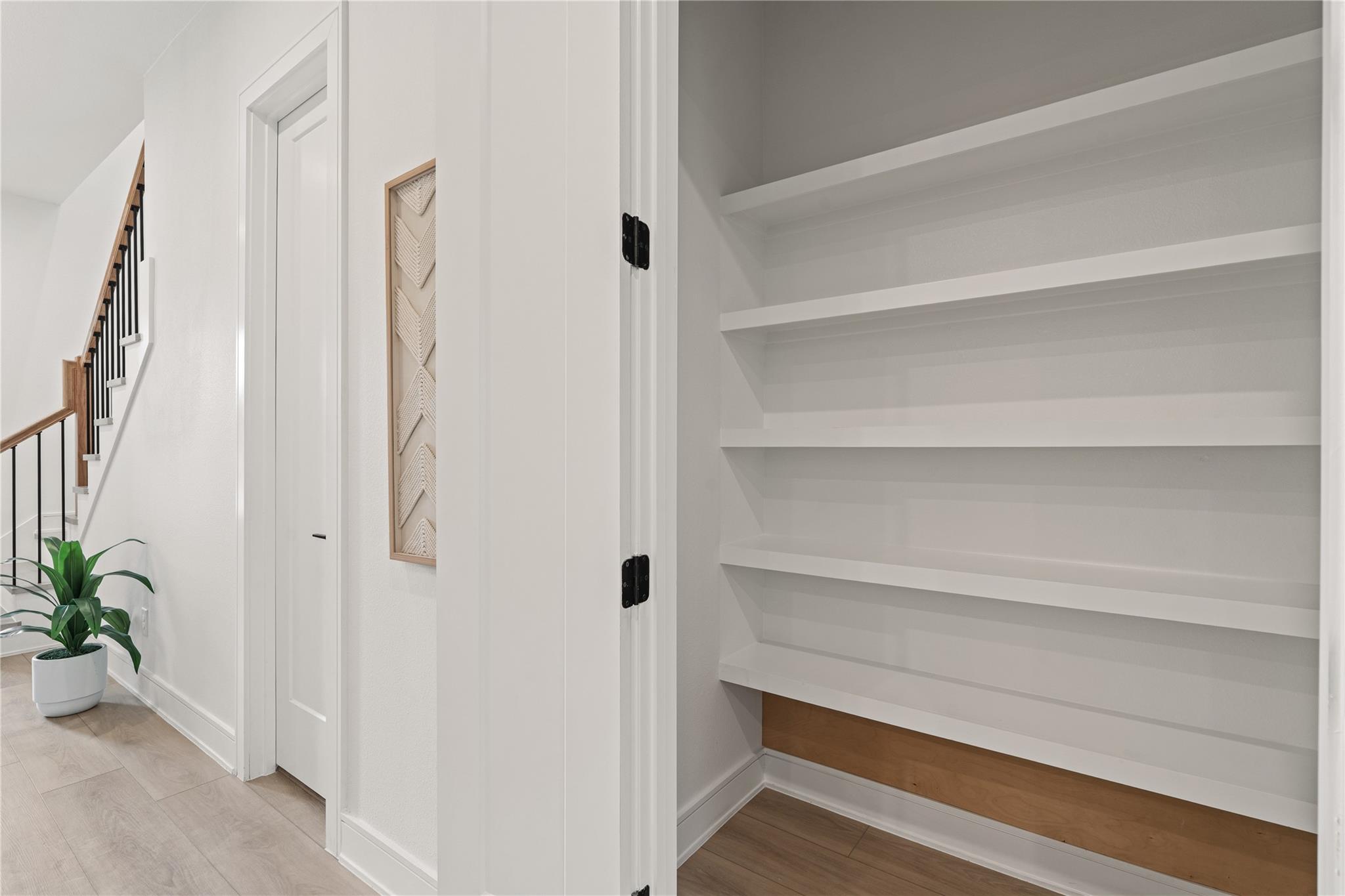 8019 Grandview Street