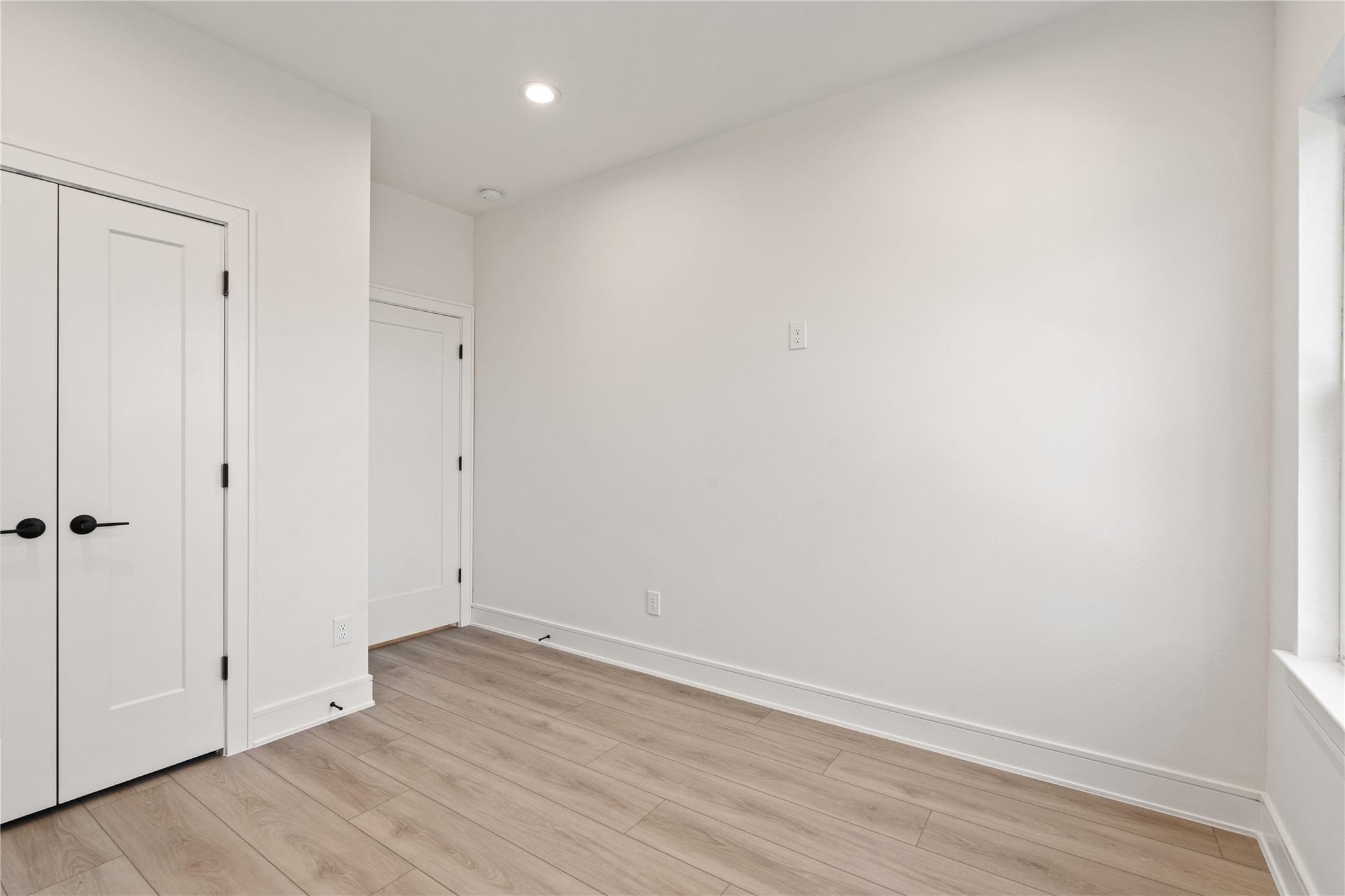 8019 Grandview Street