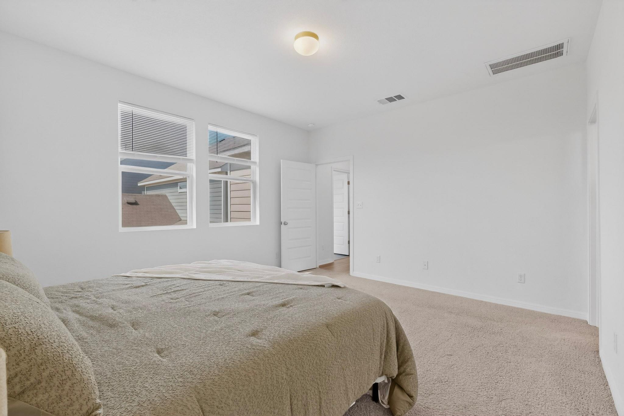 2524 Acoma LN