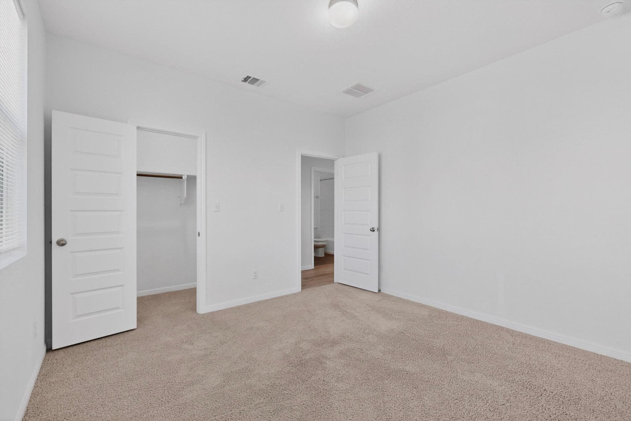 2524 Acoma LN