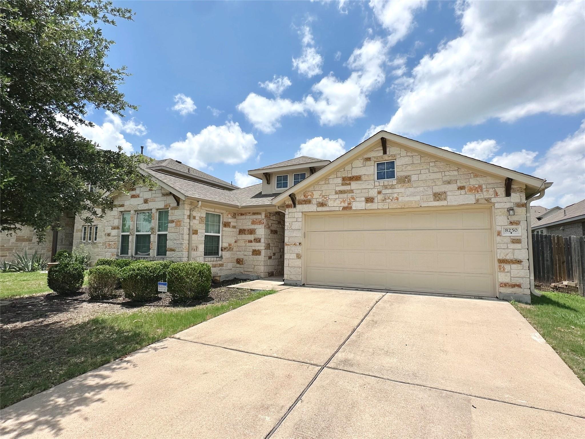 8250 Arezzo DR