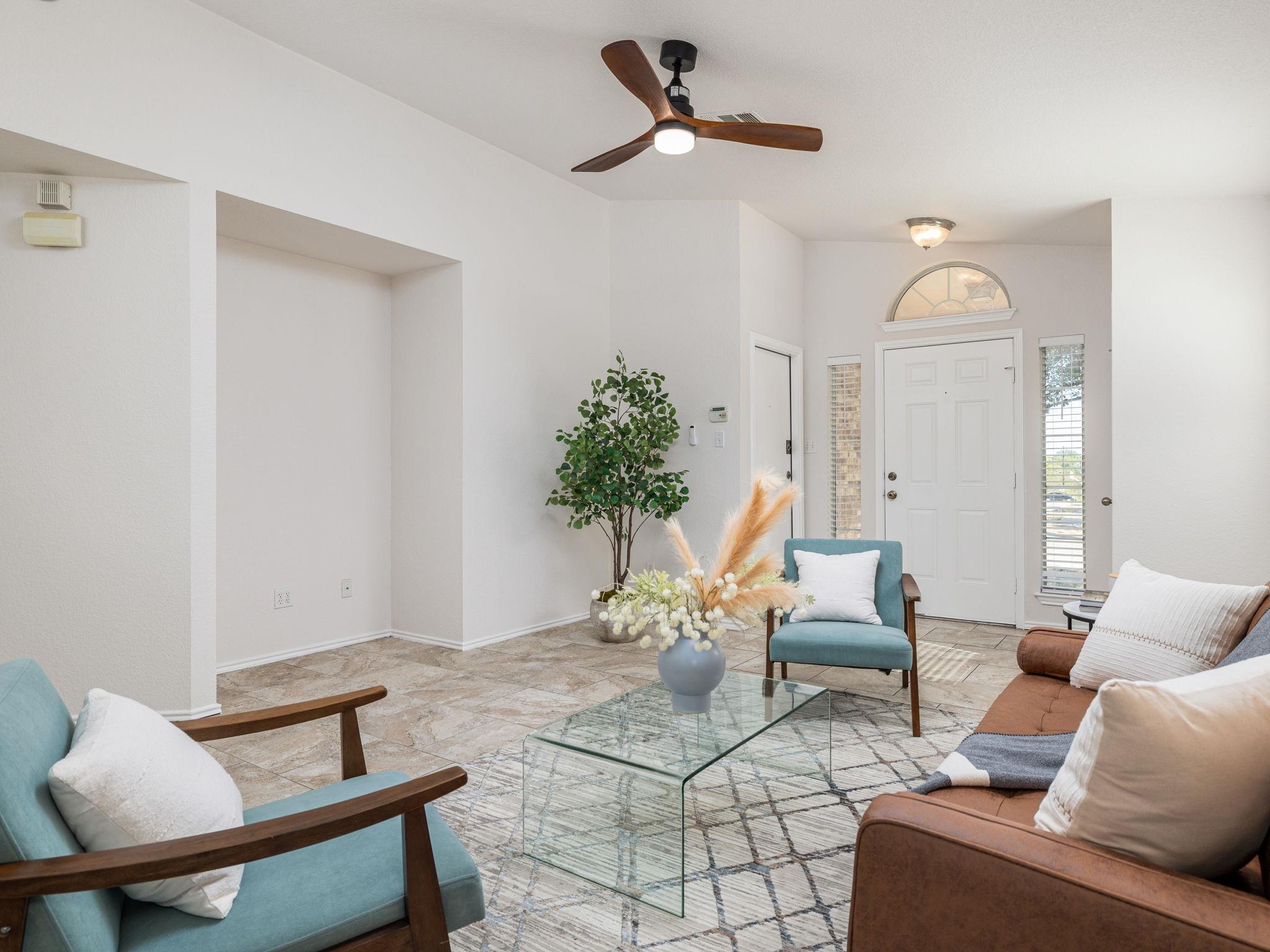 536 Sweet Leaf LN, Pflugerville