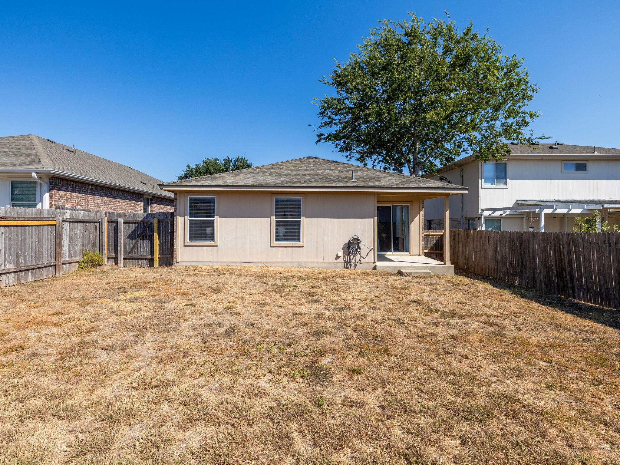 536 Sweet Leaf LN, Pflugerville
