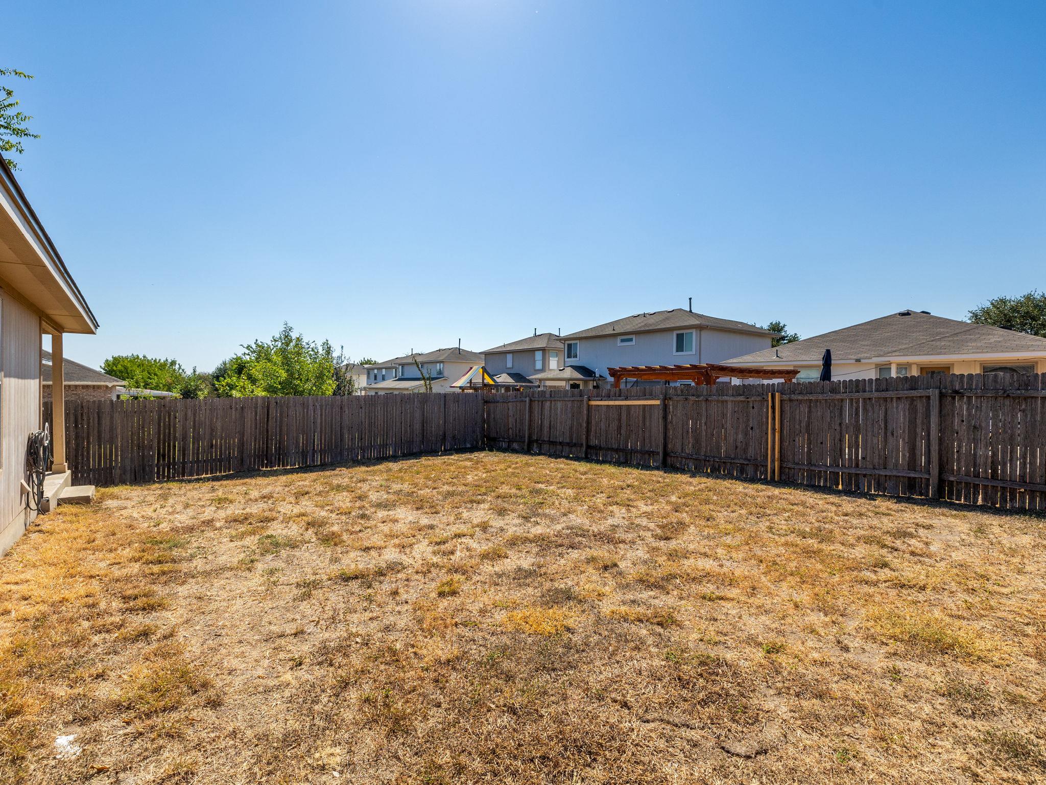 536 Sweet Leaf LN, Pflugerville