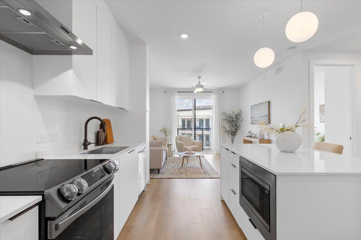 1701 Simond Ave # 636