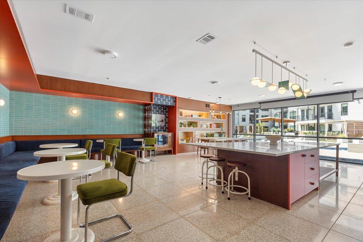 1701 Simond Ave # 636