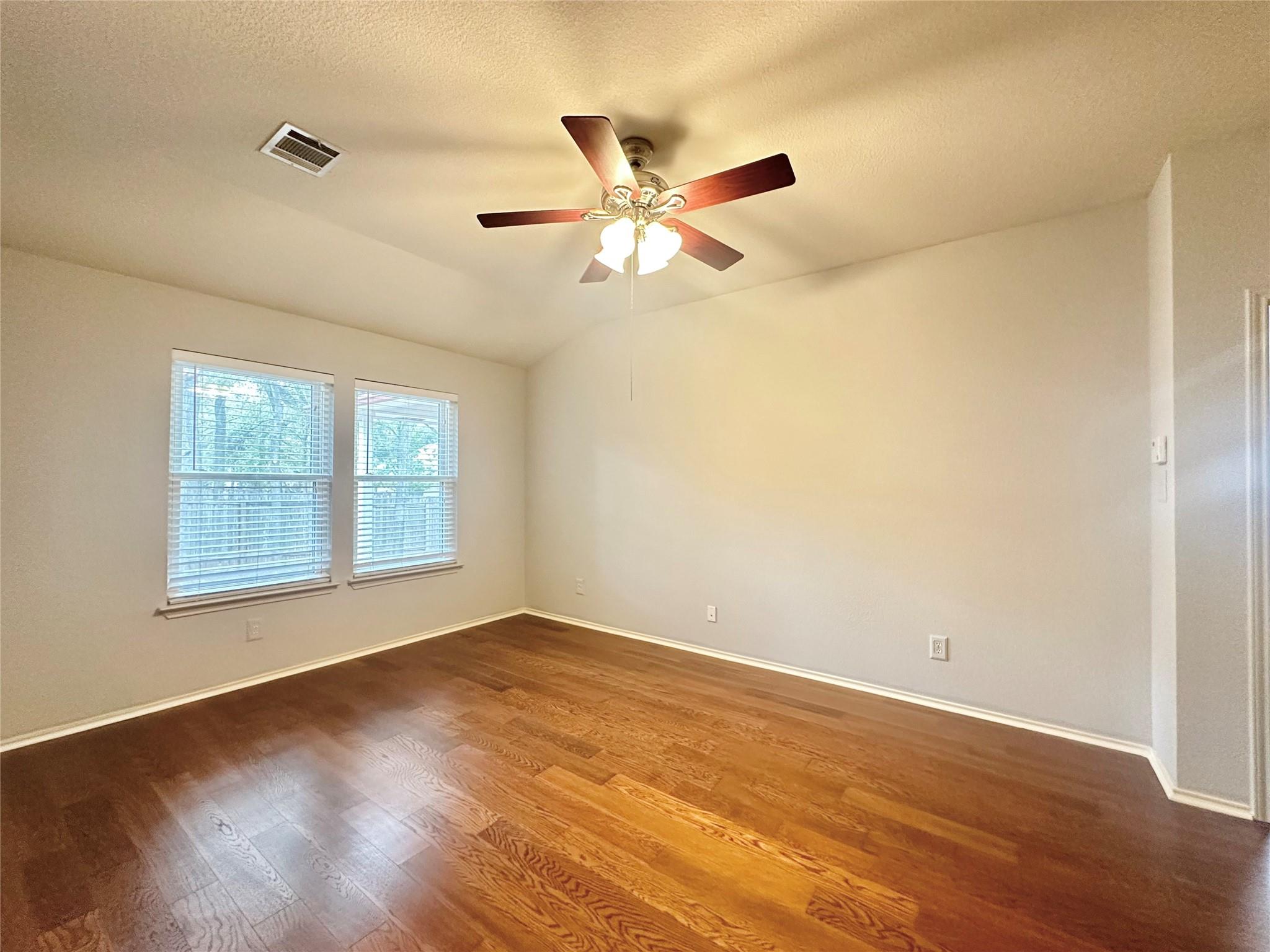 14604 Ballycastle TRL