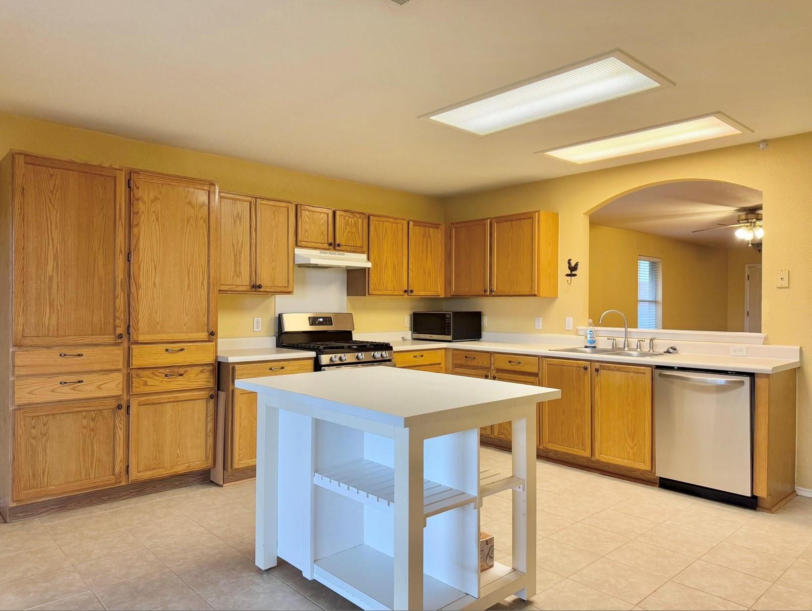 1601 Lloydminister WAY