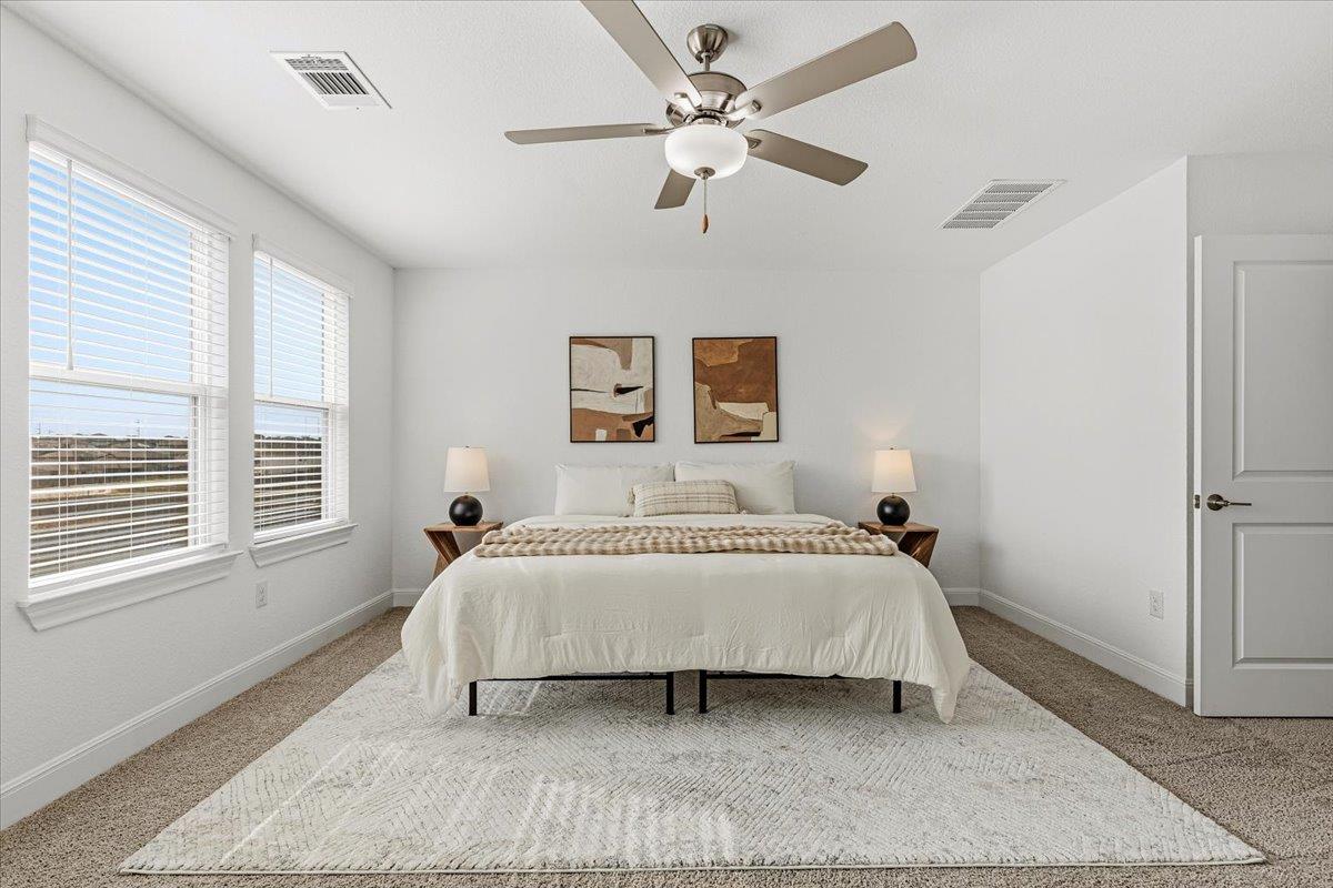 13619 Long Island DR