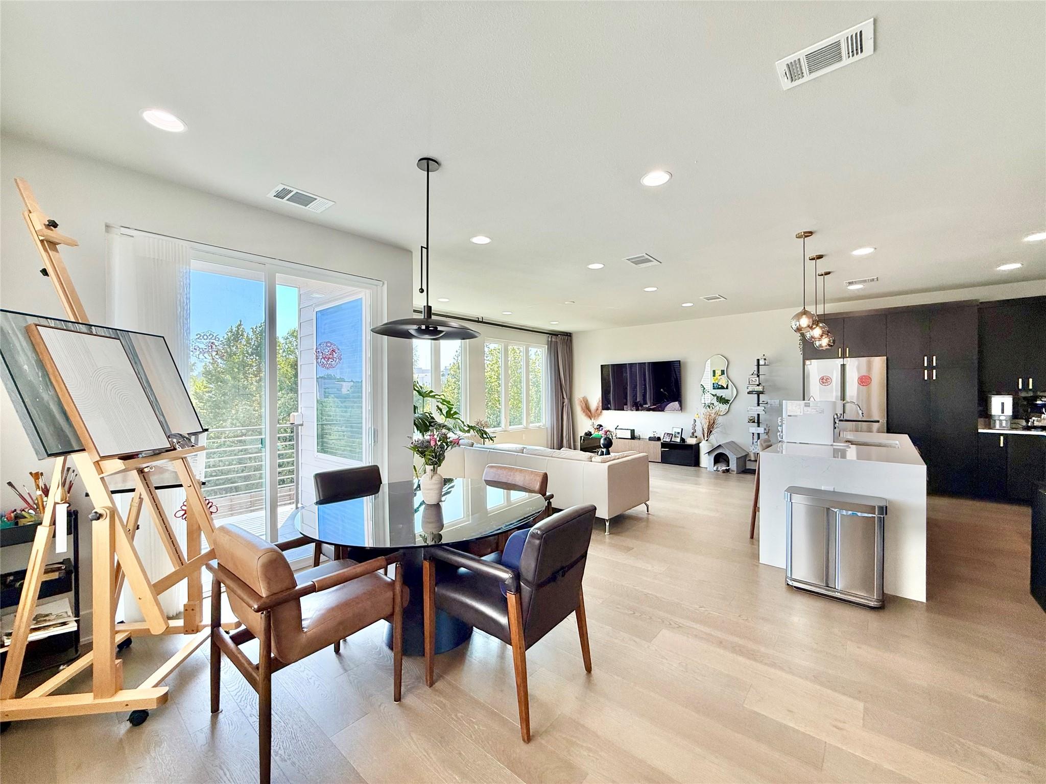7915 Floracita LN