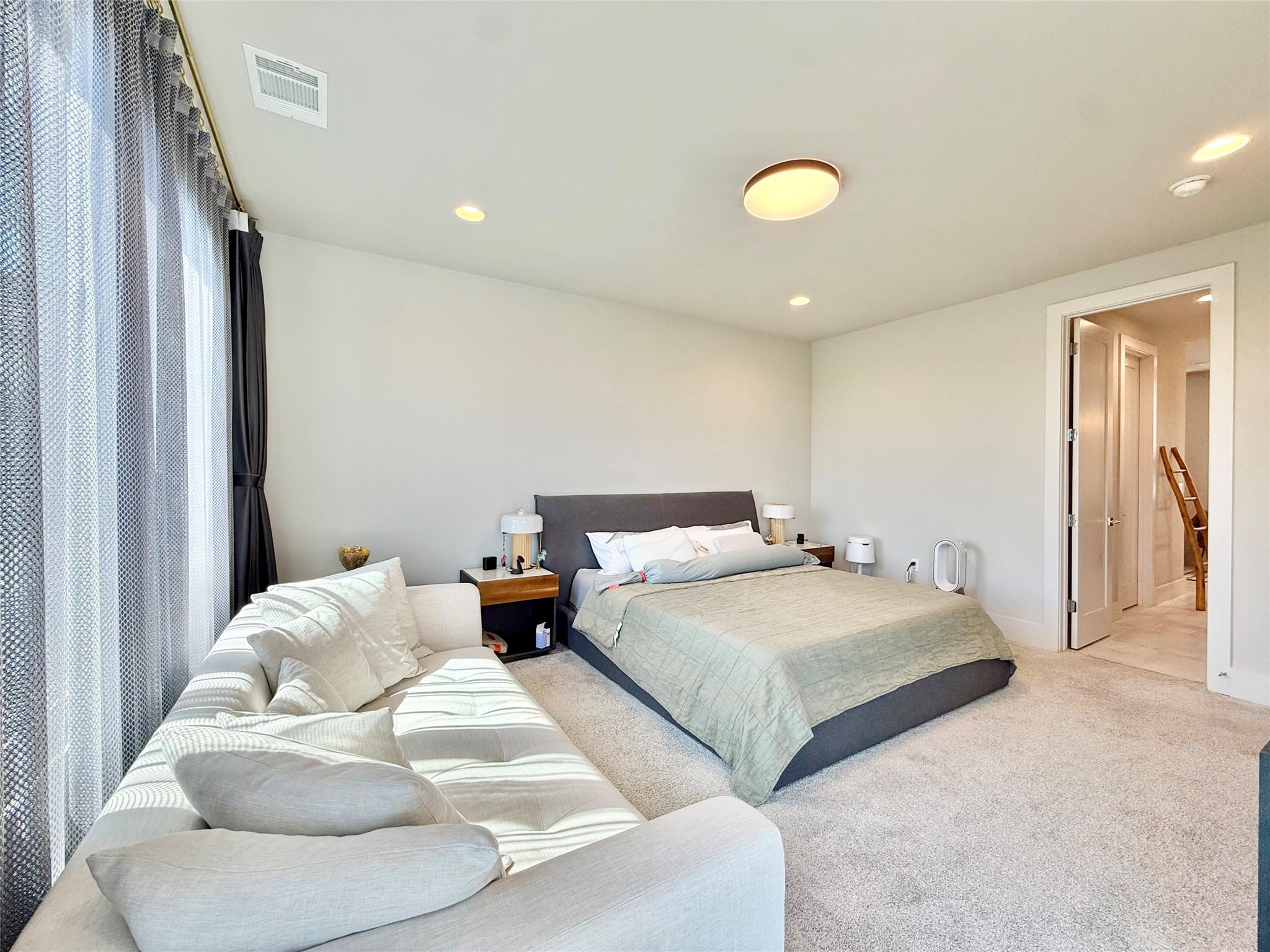 7915 Floracita LN