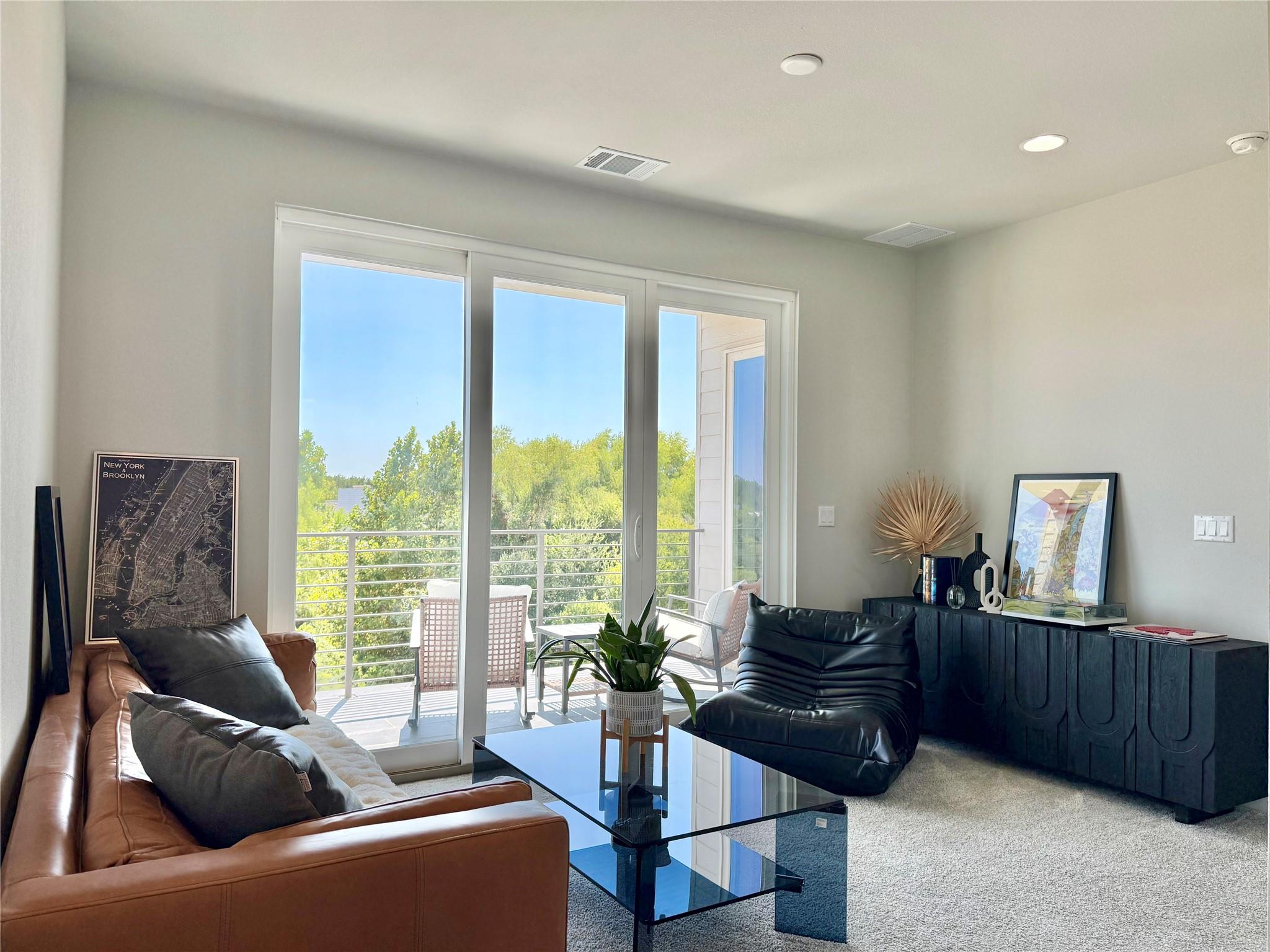 7915 Floracita LN