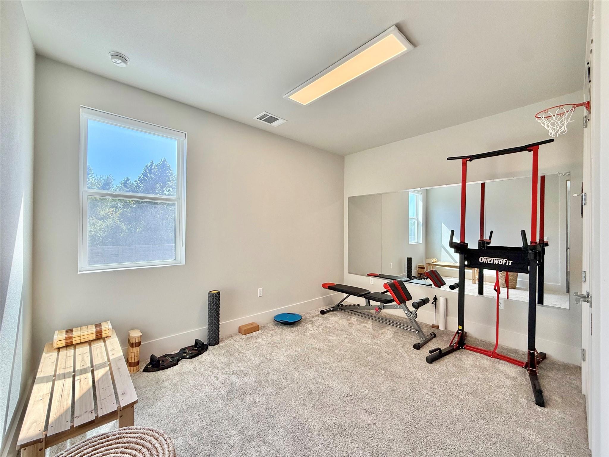7915 Floracita LN