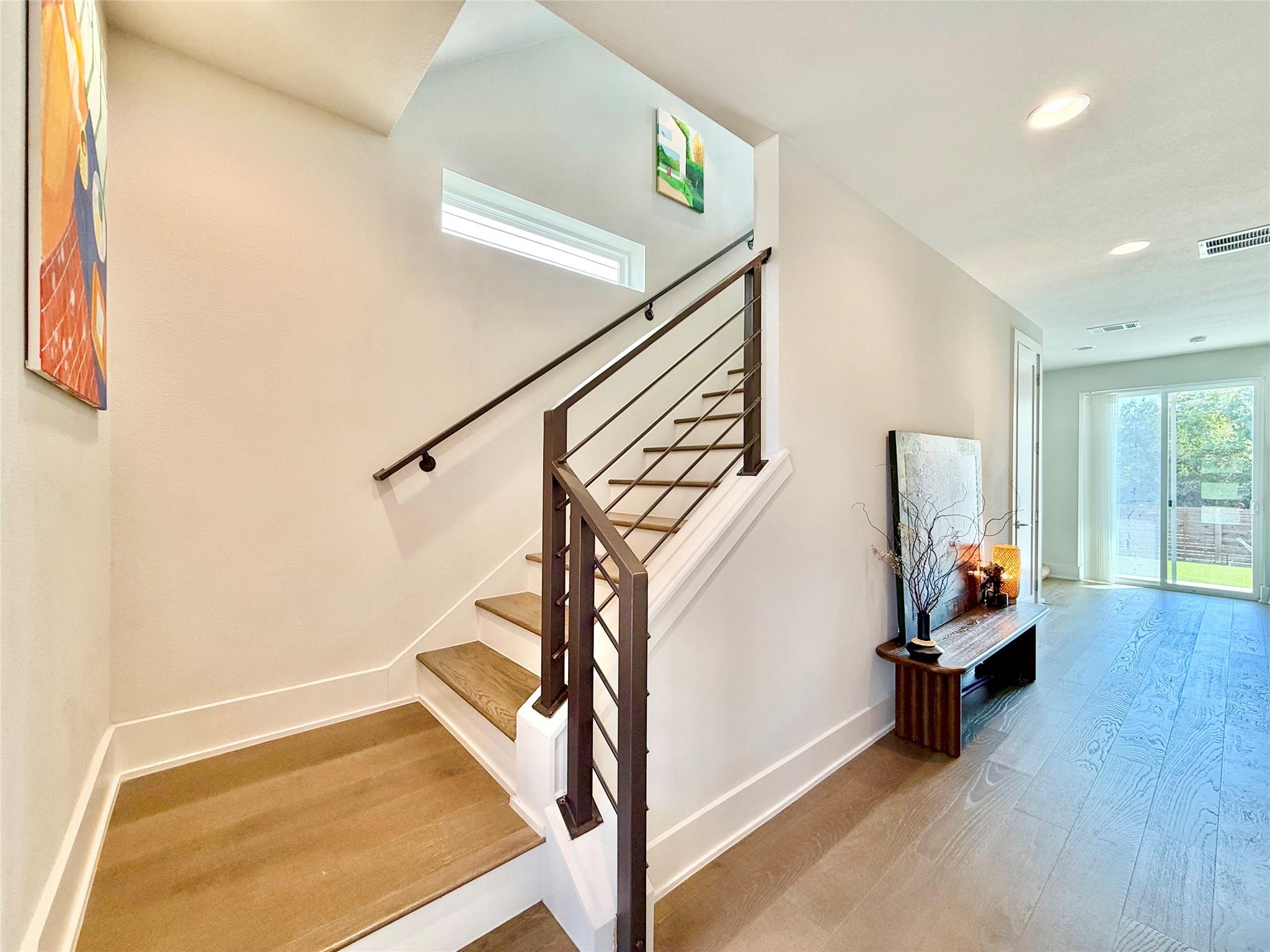 7915 Floracita LN