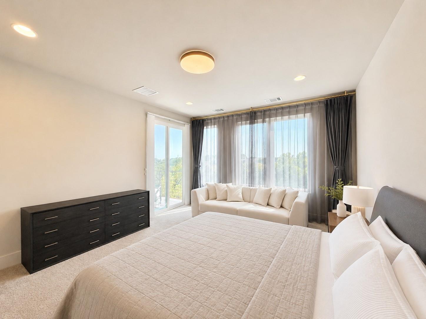 7915 Floracita LN