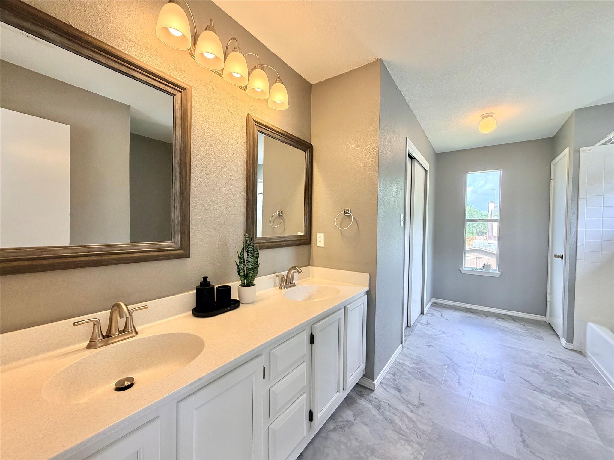 1417 Deer Ledge TRL