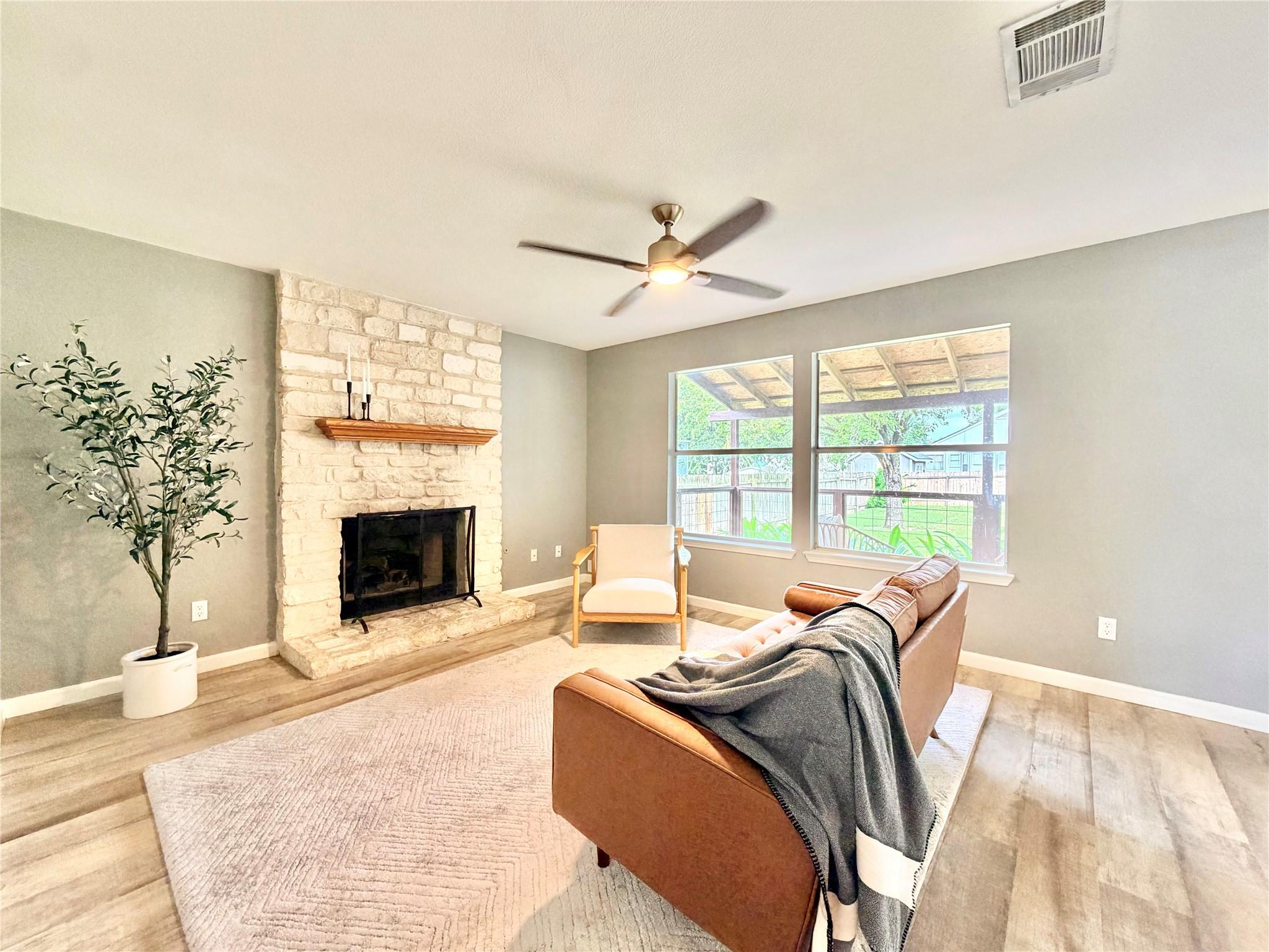 1417 Deer Ledge TRL