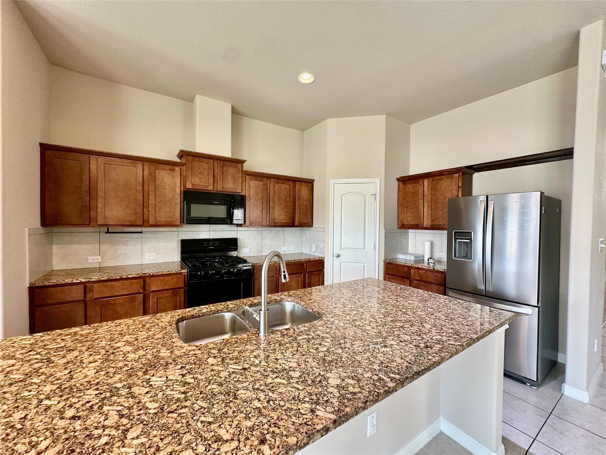 5977 Malta CIR
