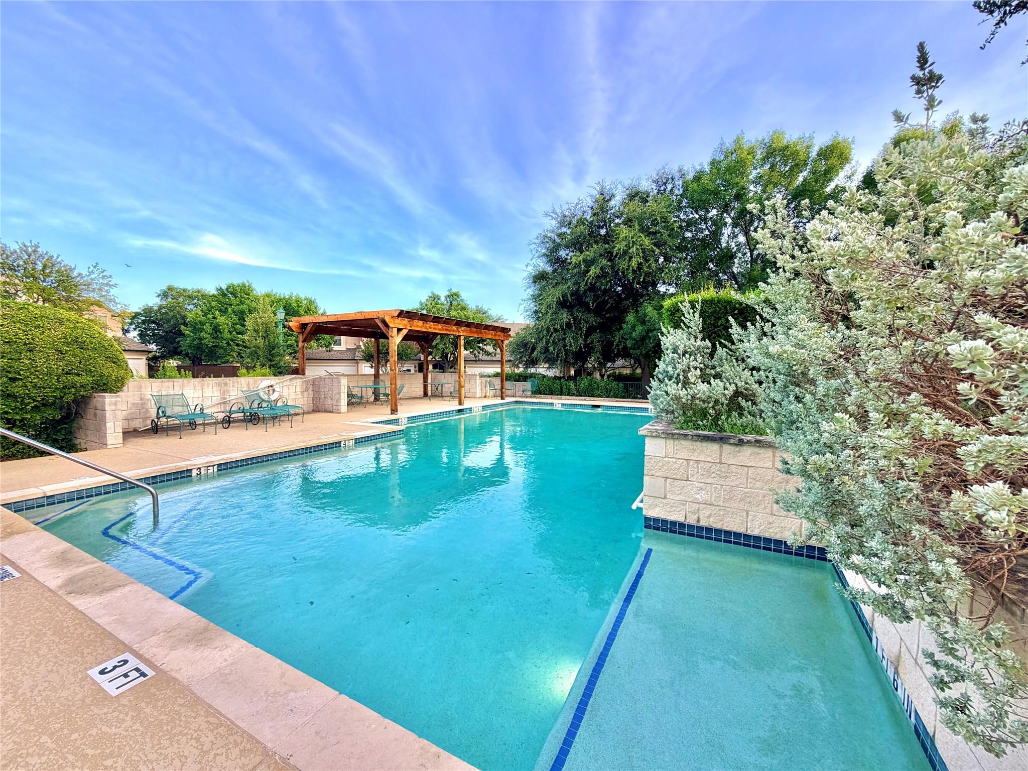 2100 Pipers Field DR # 24