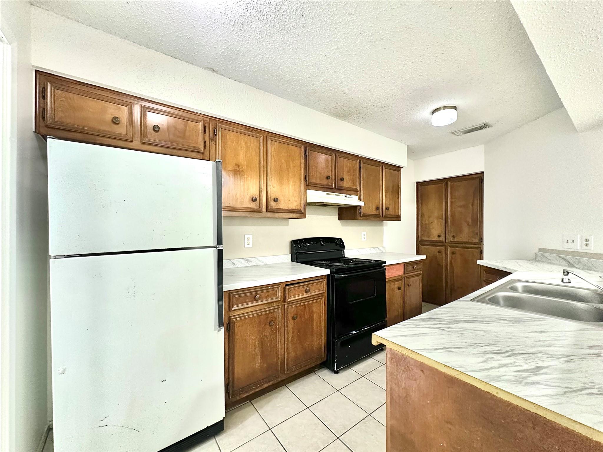 202 N 2nd ST # C