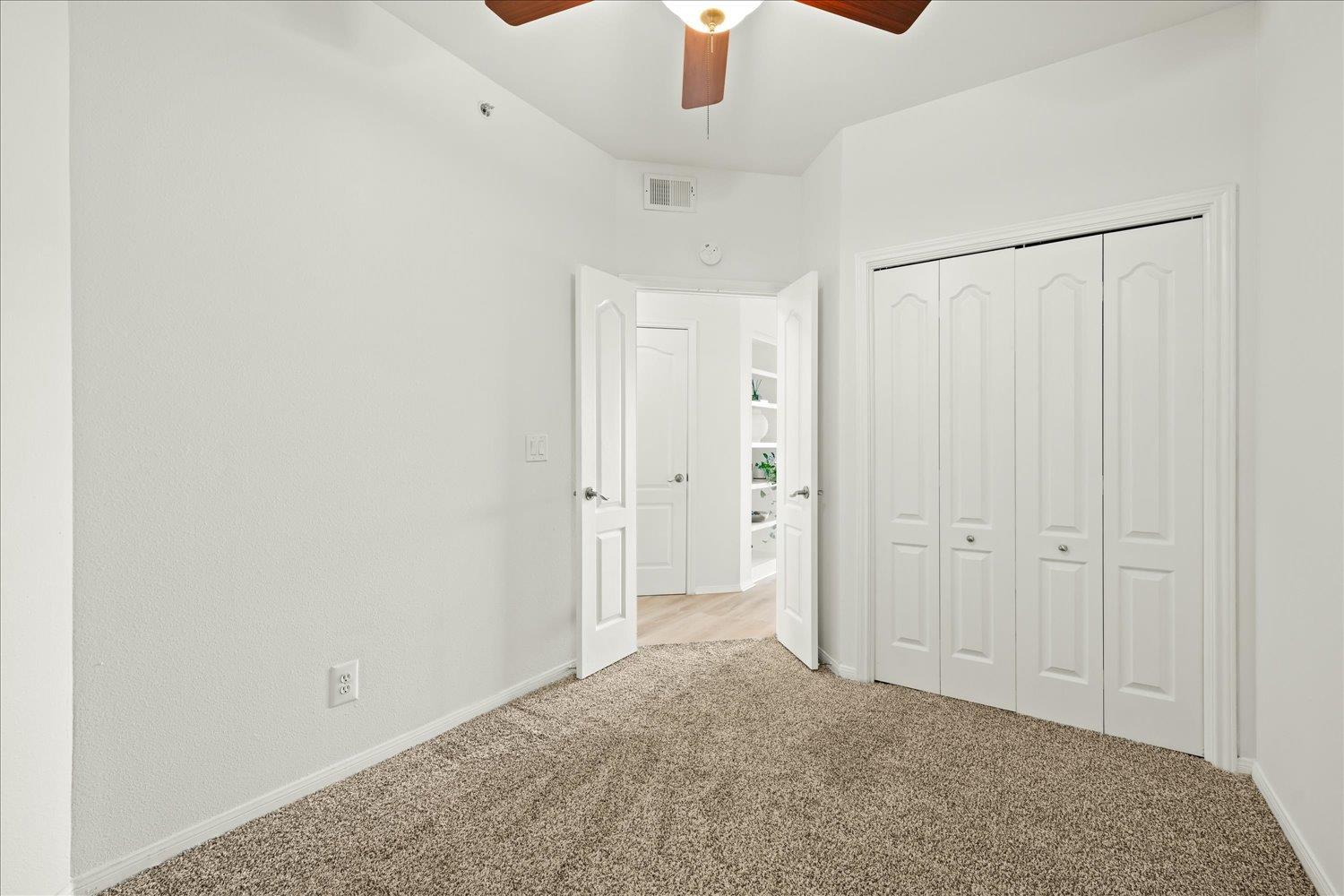 6000 Shepherd Mountain CV # 1904