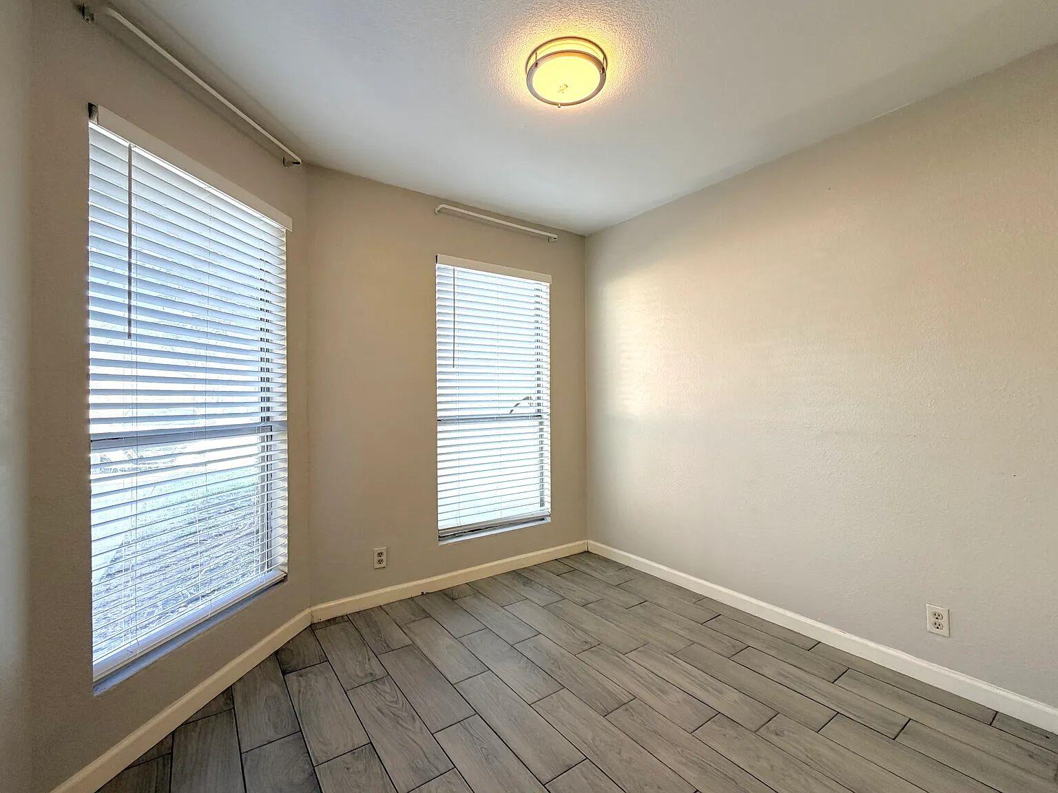 209 E Noton ST # 109