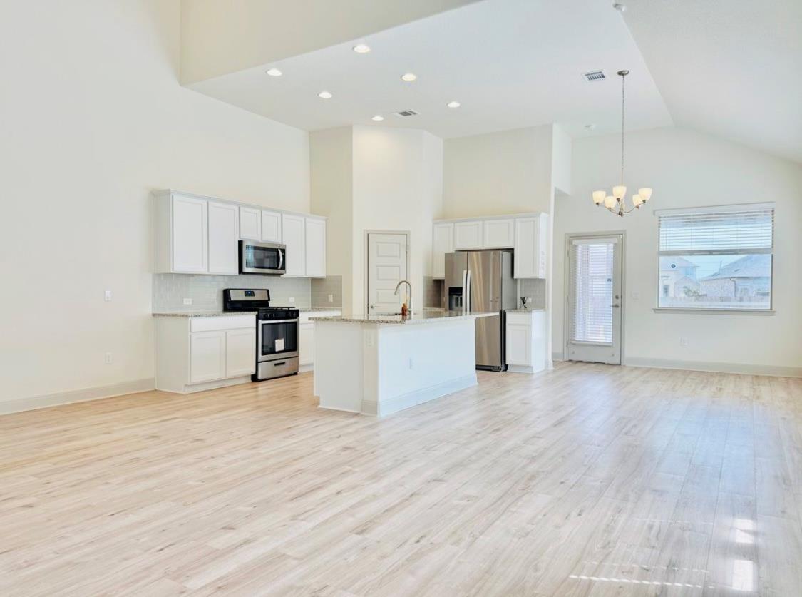 18321 Anicio Gallo DR