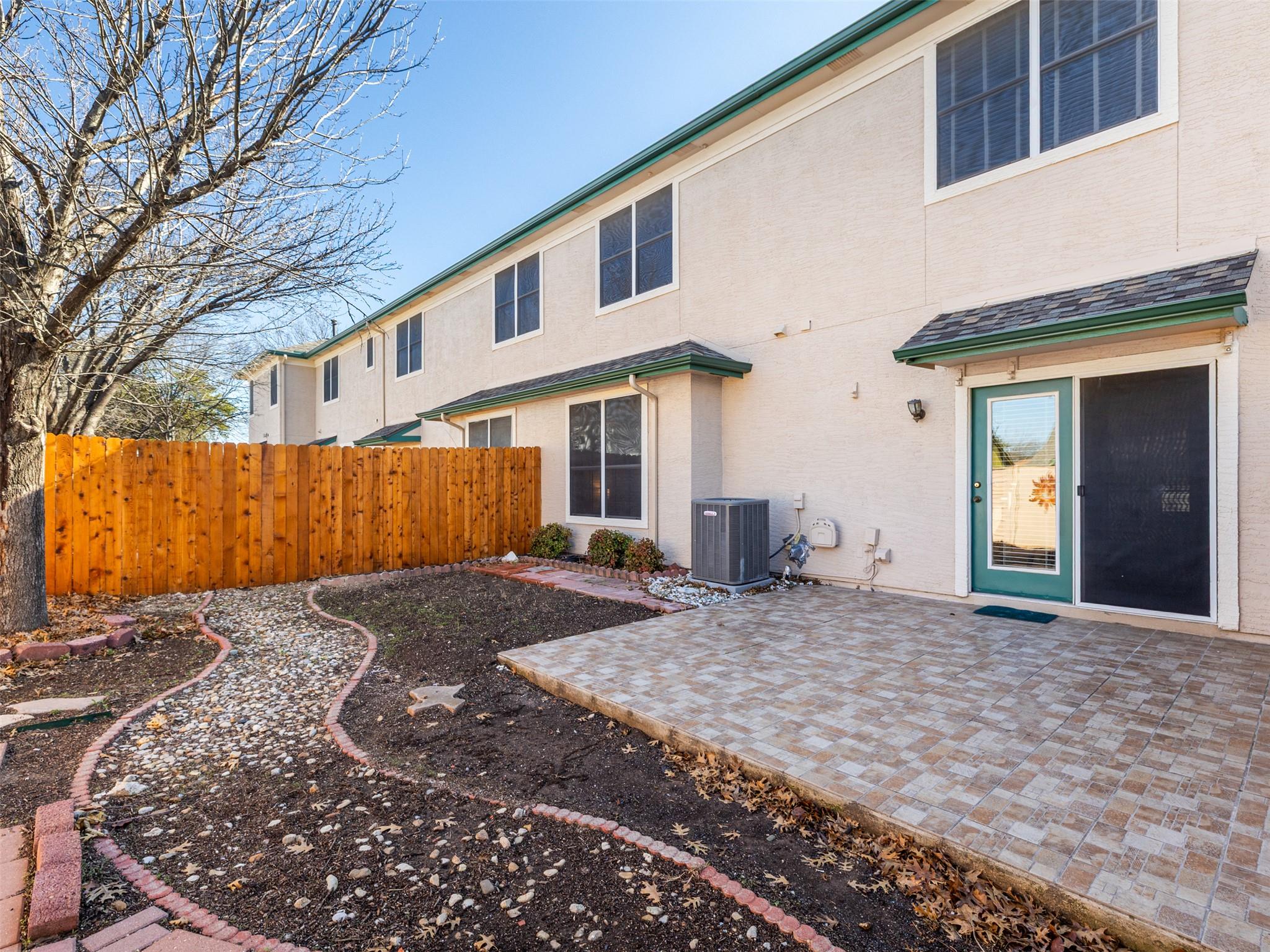 2100 Pipers Field DR # 30