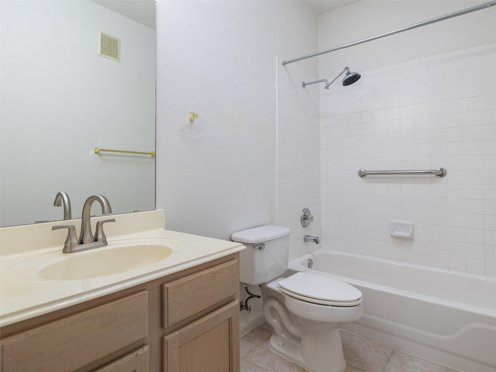 2100 Pipers Field DR # 30