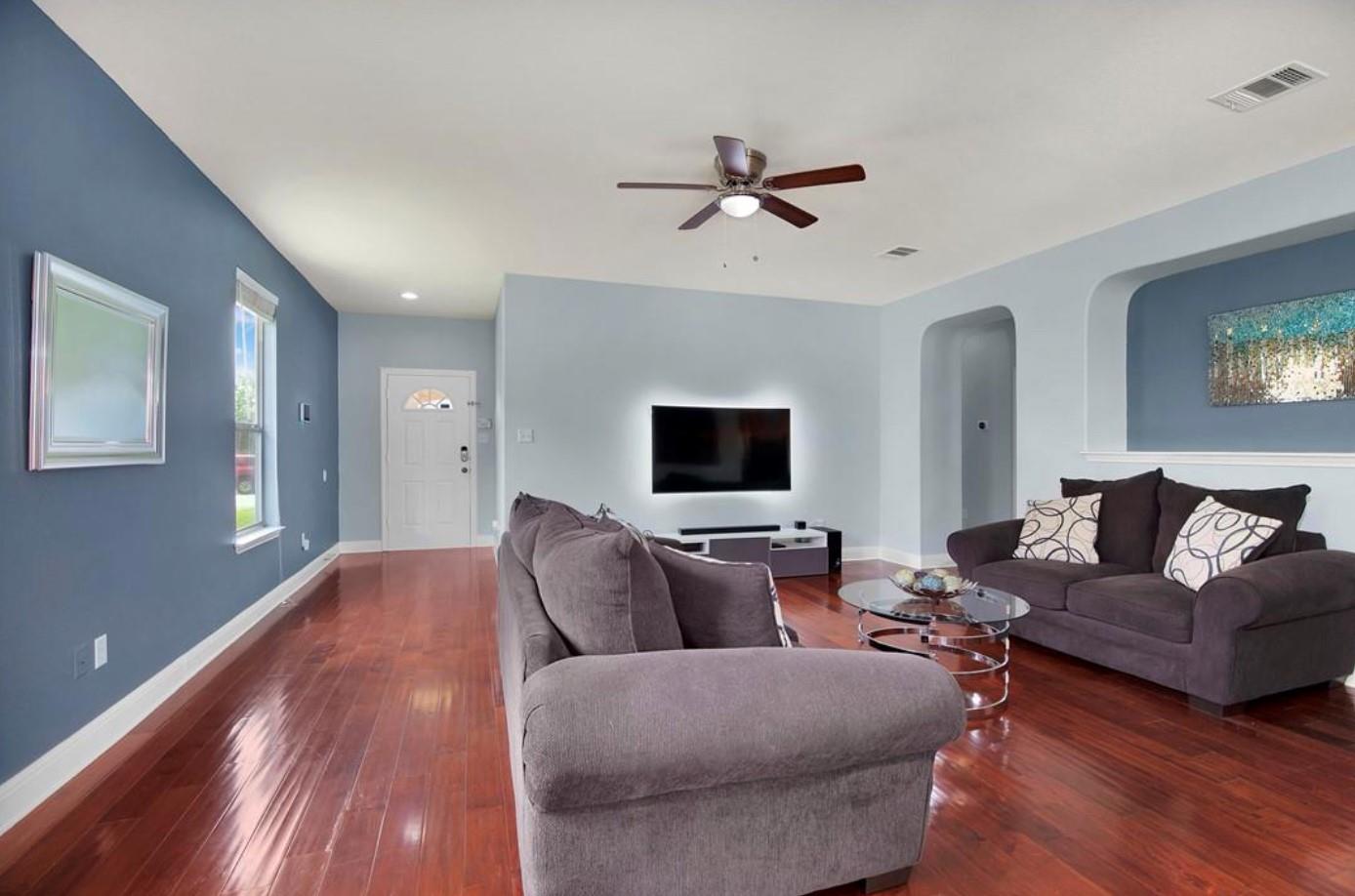 1721 E Mesa Park CV