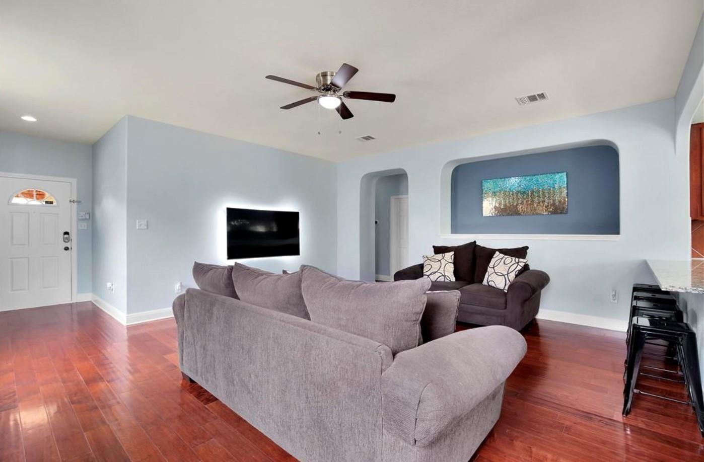 1721 E Mesa Park CV