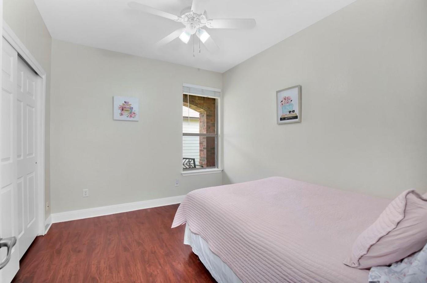 1721 E Mesa Park CV