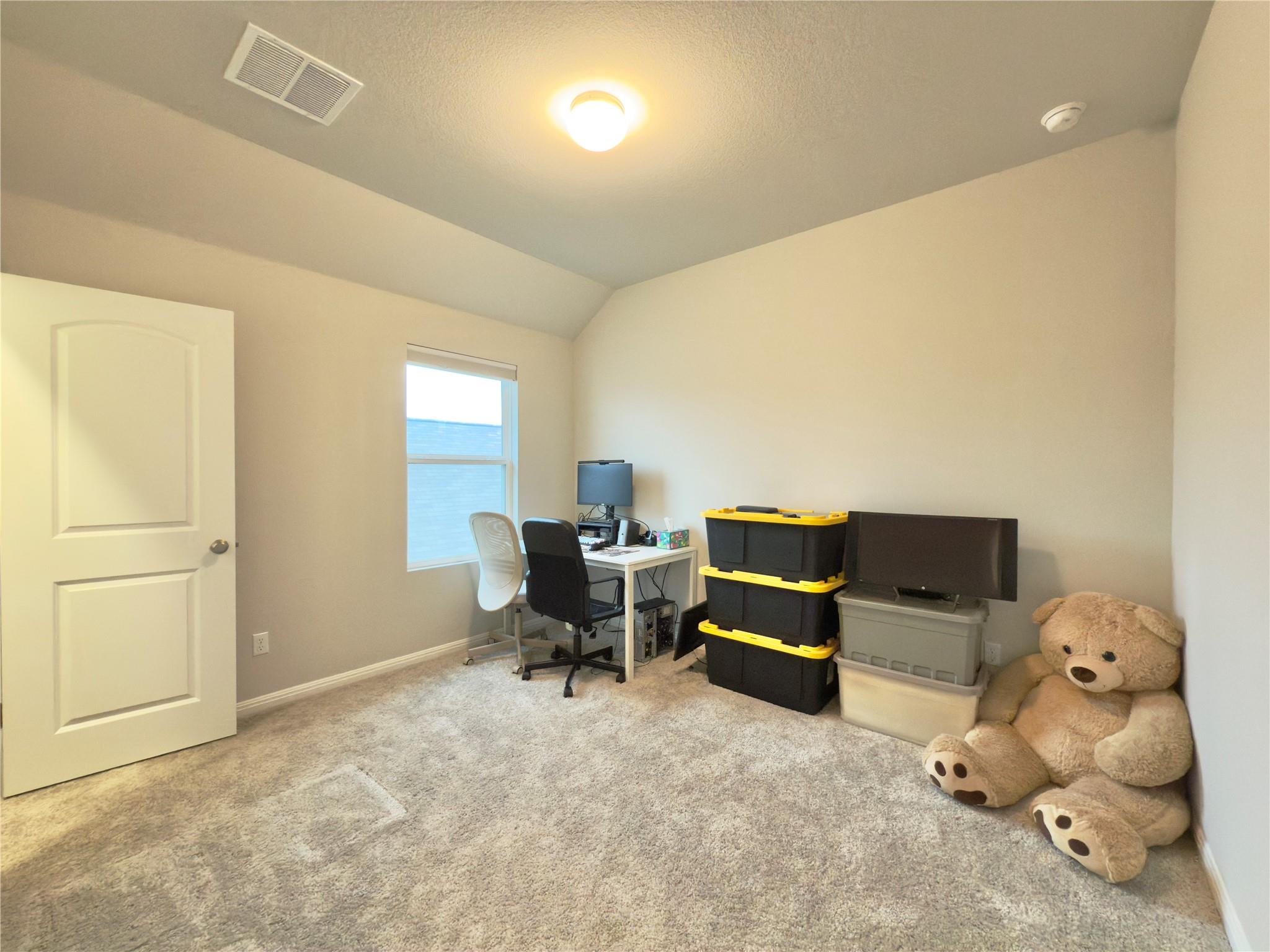 923 Palo Brea LOOP