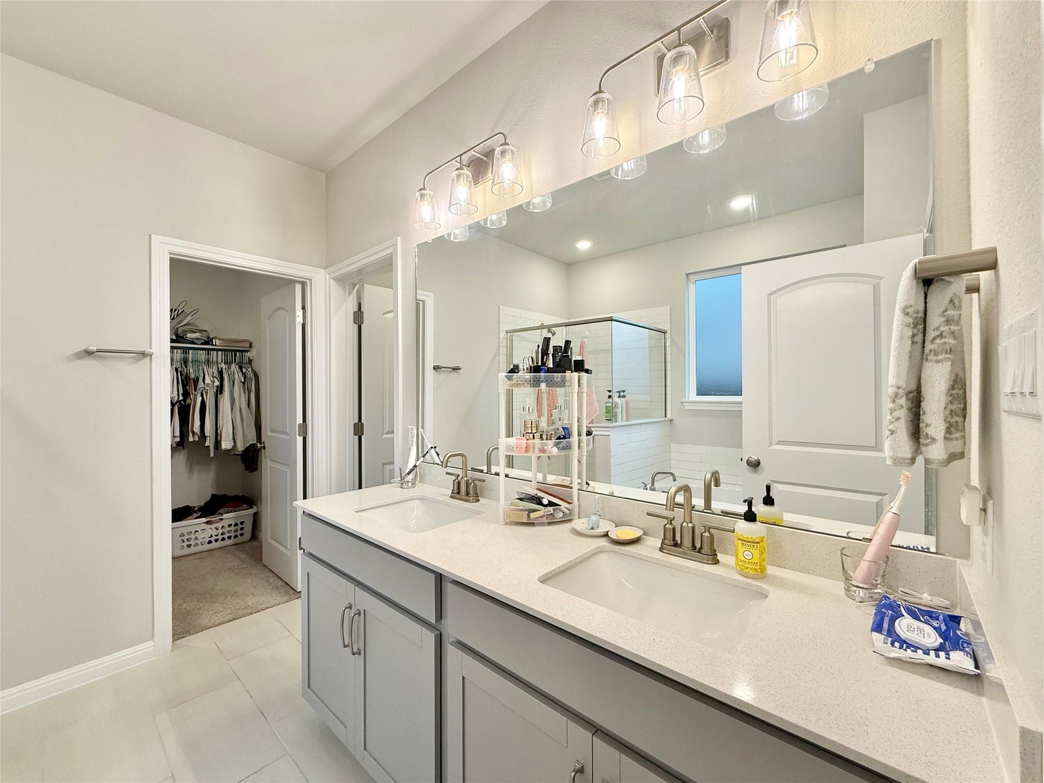 923 Palo Brea LOOP